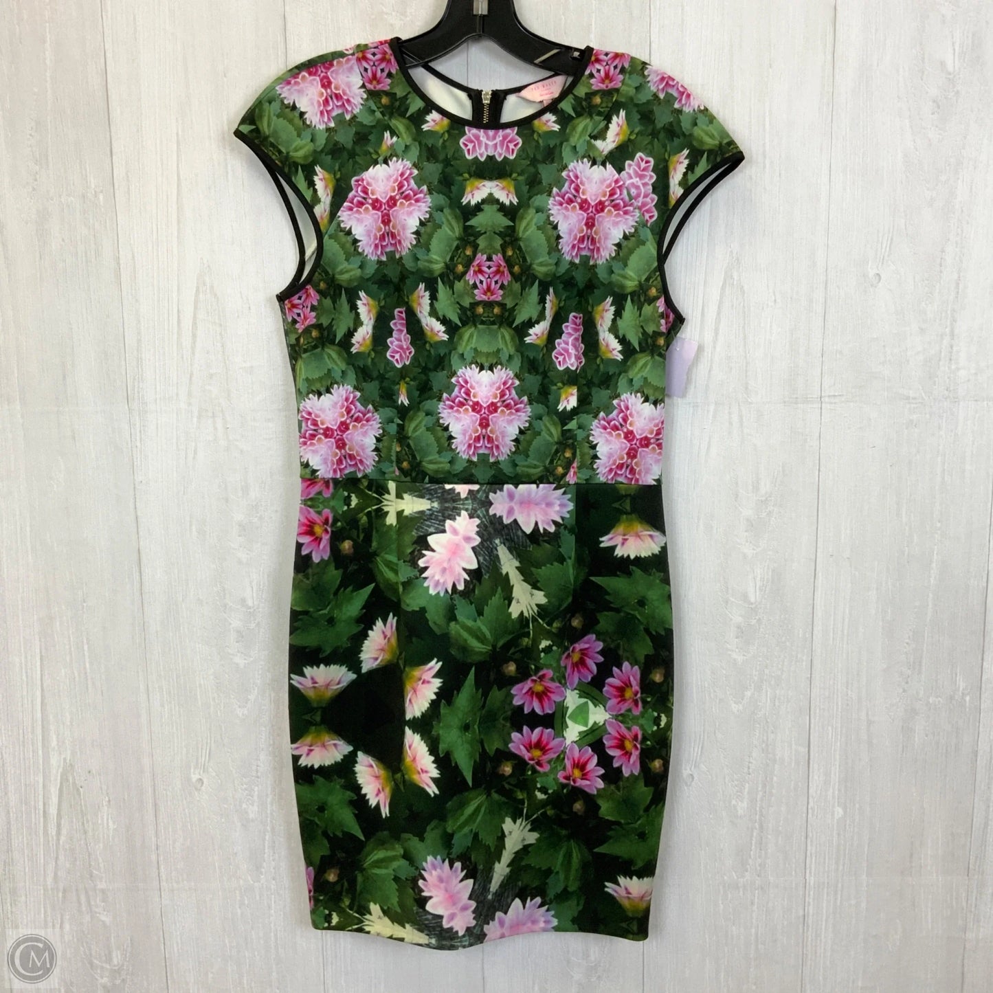 Dress Casual Short By Ted Baker In Green & Pink, Size: Xs