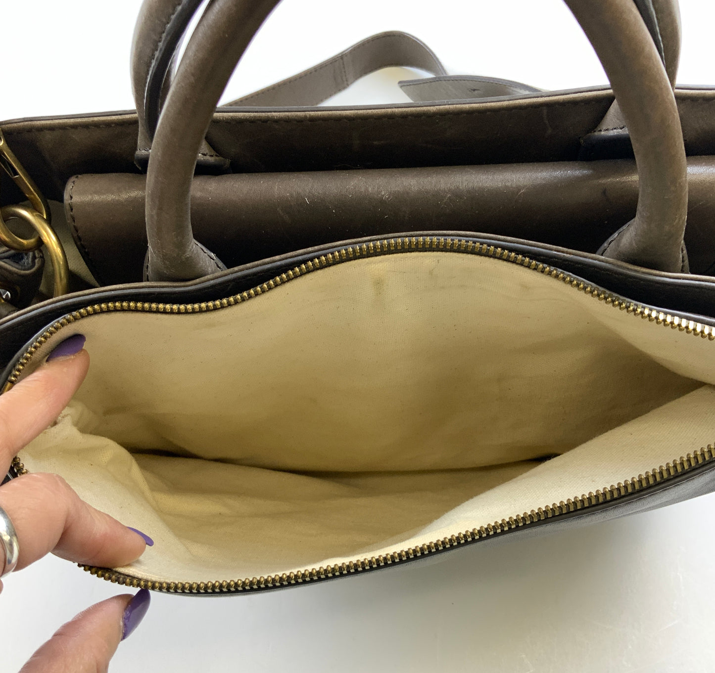 Handbag Leather By Margot, Size: Medium