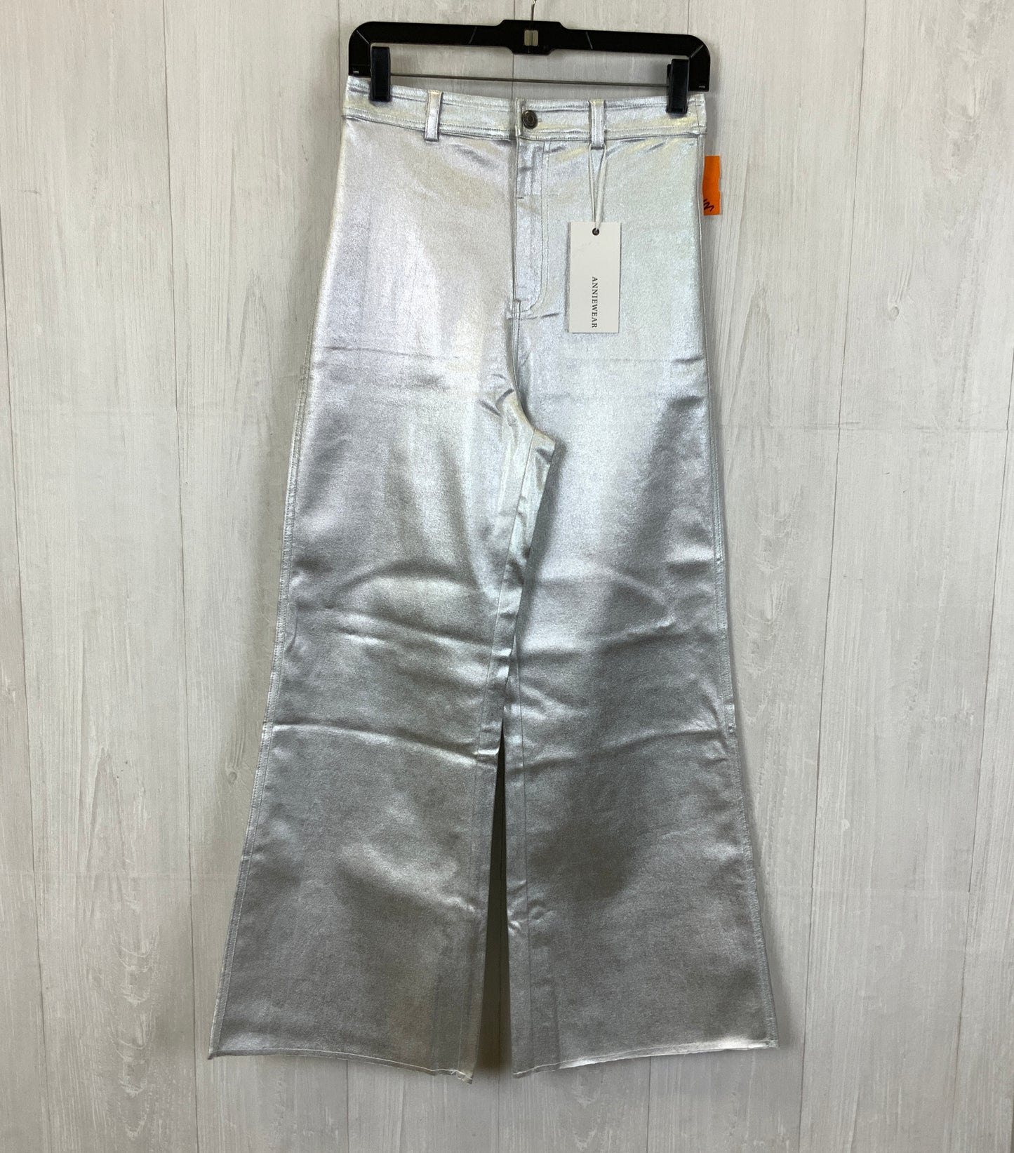 Jeans Wide Leg By Clothes Mentor In Silver, Size: M