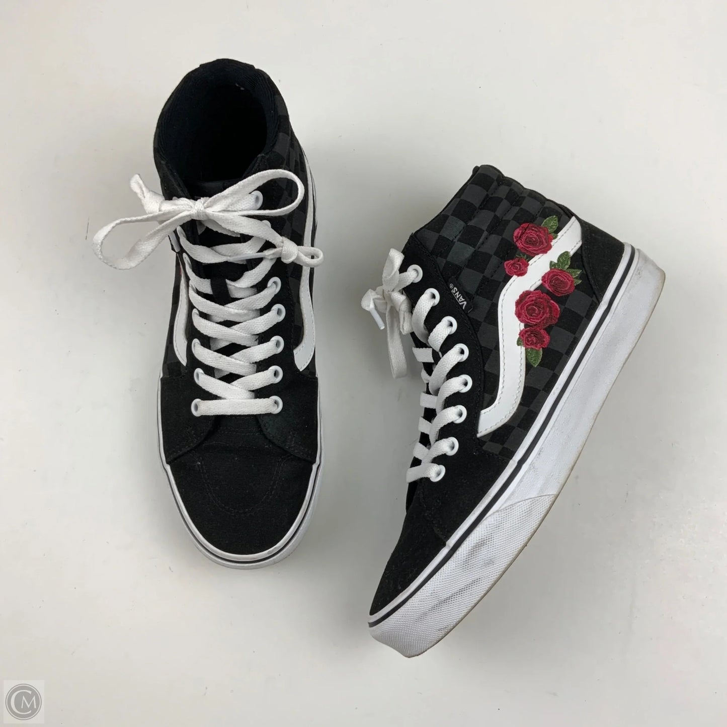 Shoes Sneakers By Vans In Black & White, Size: 8.5