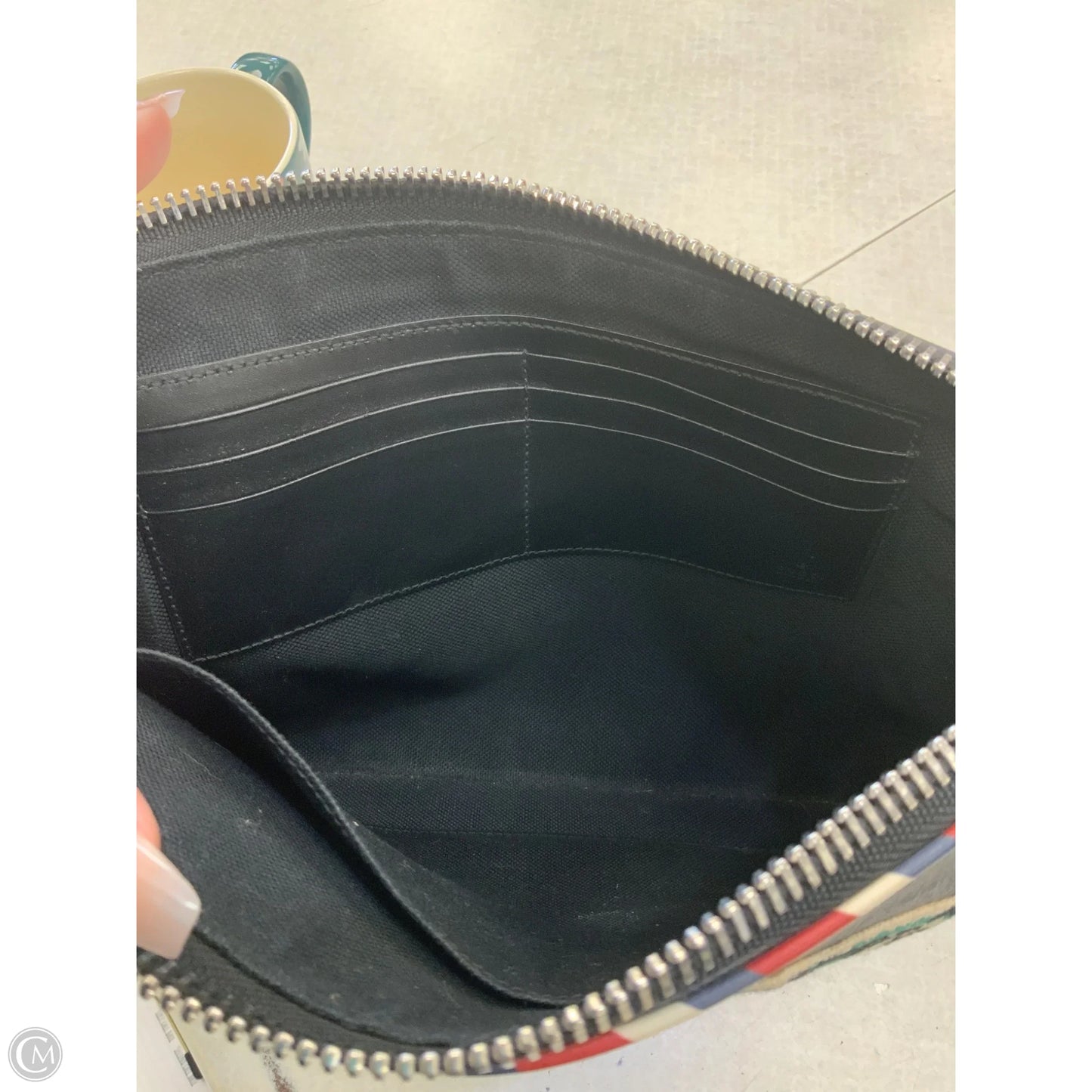 Clutch Luxury Designer By Gucci, Size: Large