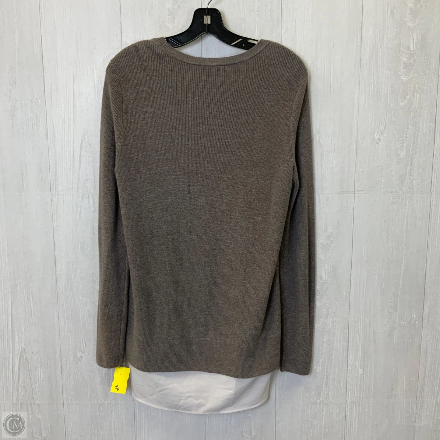 Top Long Sleeve By Simply Vera In Taupe, Size: M