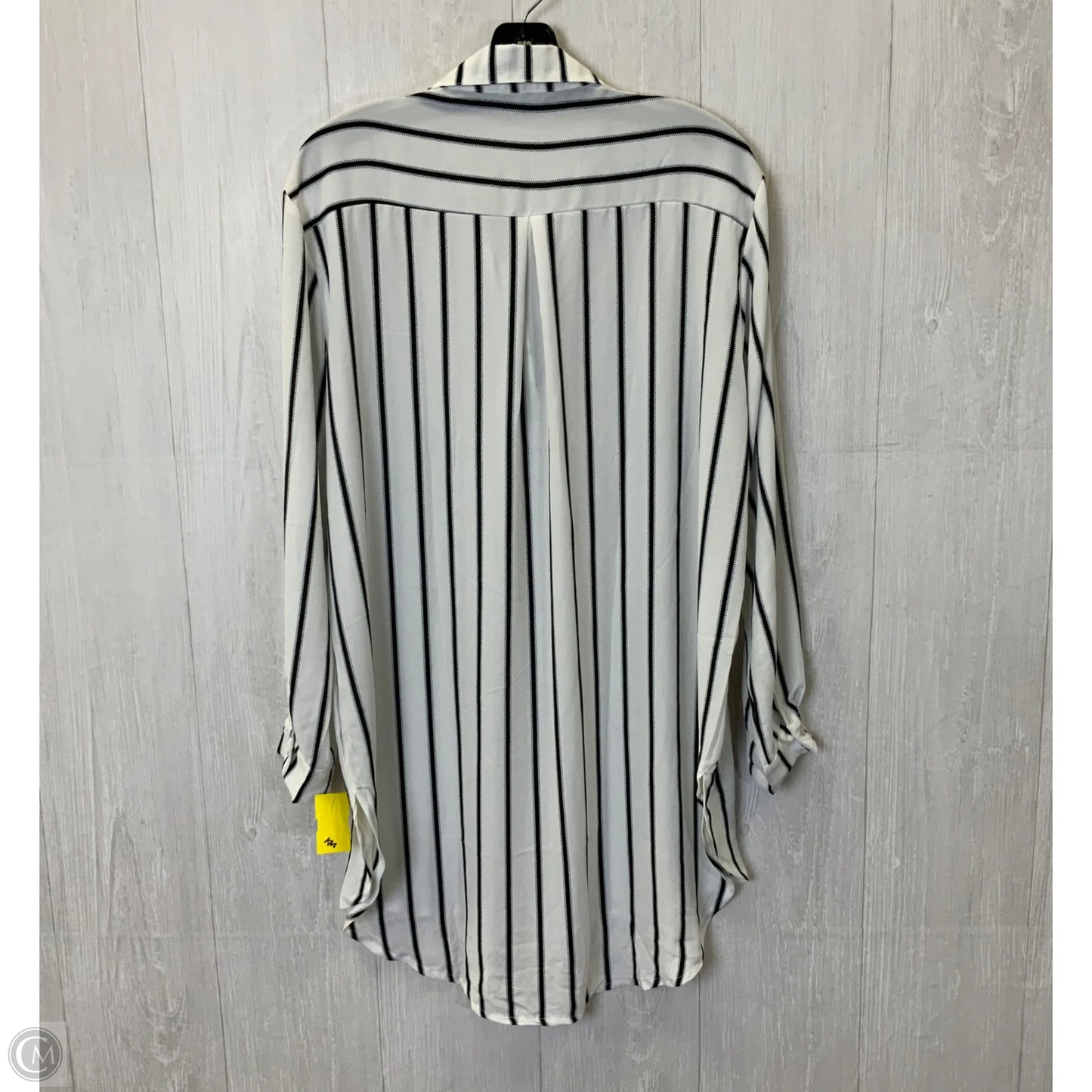 Tunic 3/4 Sleeve By Clothes Mentor In Black & White, Size: L