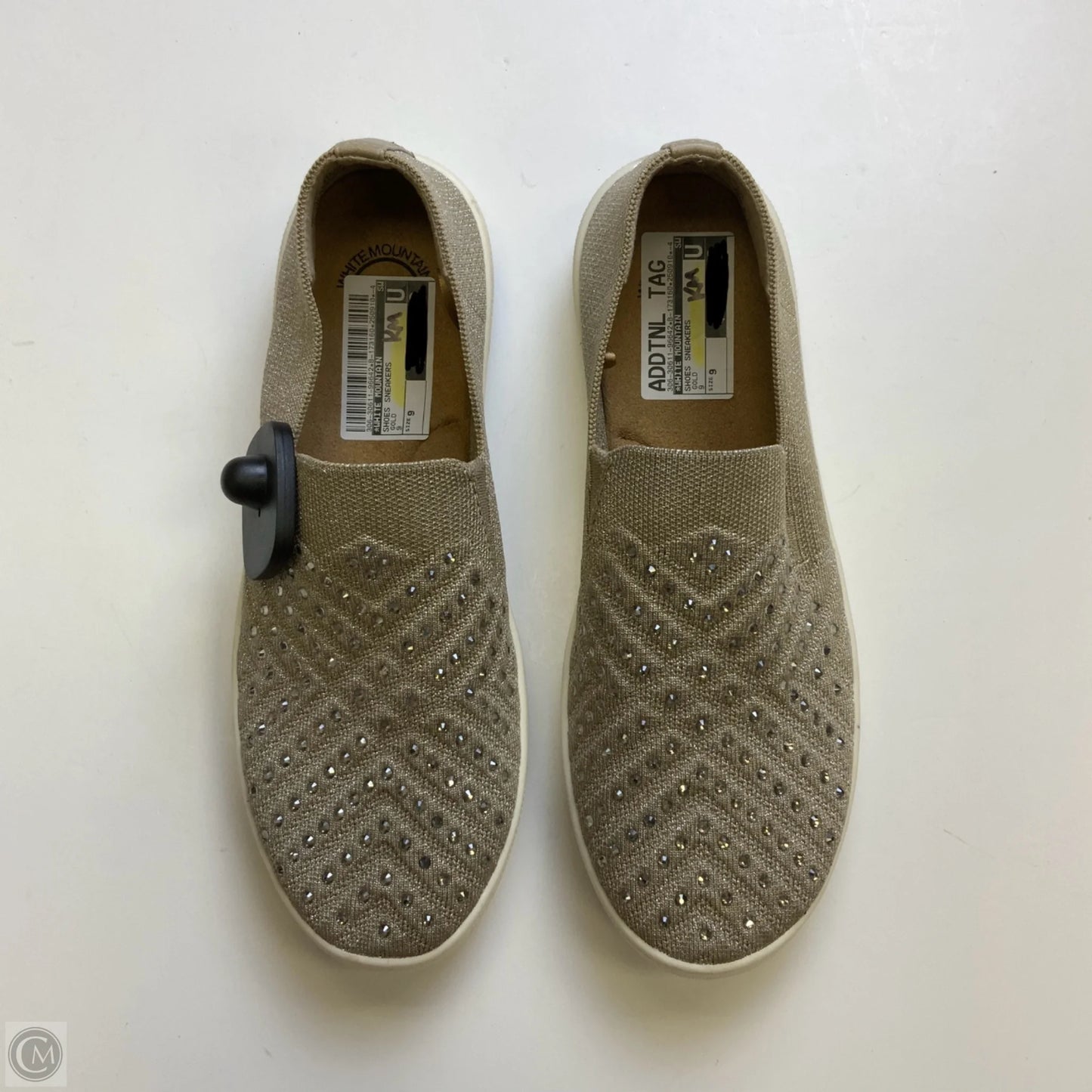 Shoes Sneakers By White Mountain In Gold, Size: 9