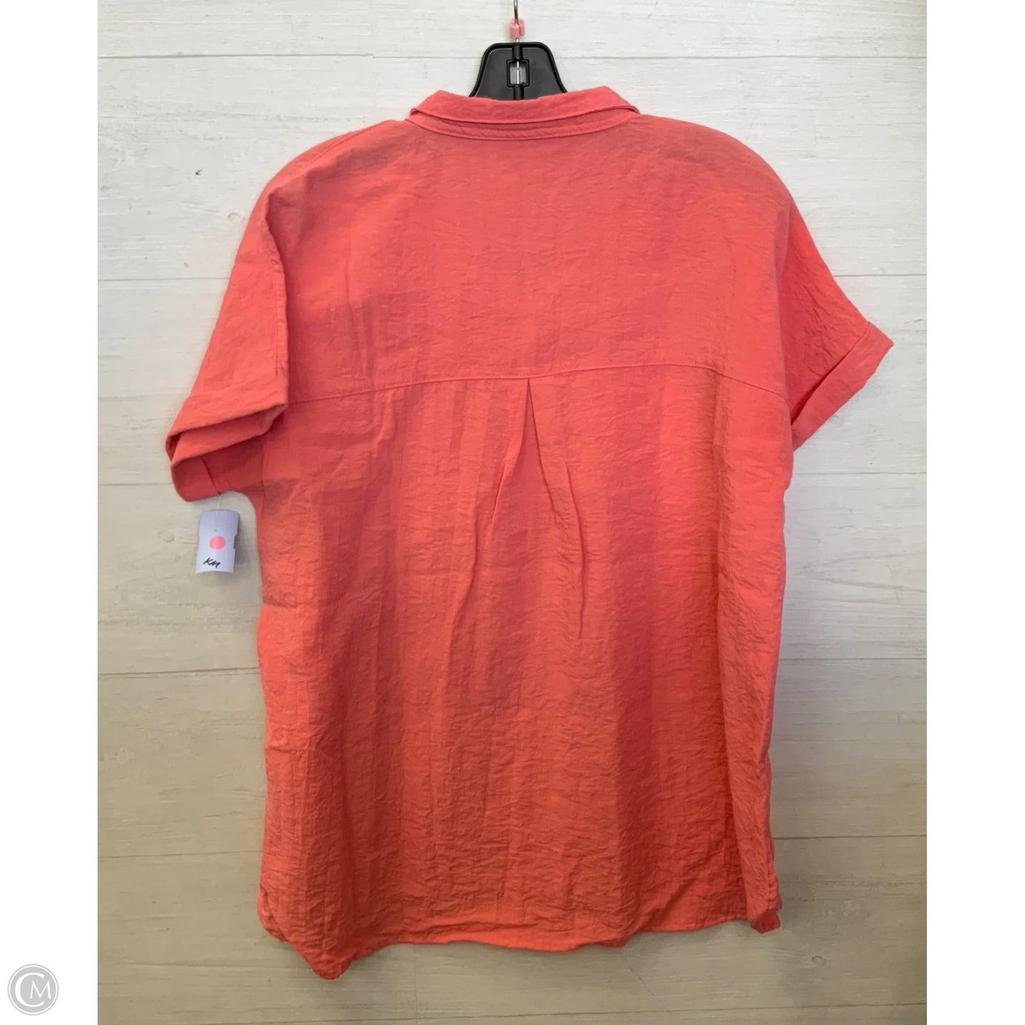 Top Short Sleeve By John Mark In Coral, Size: L
