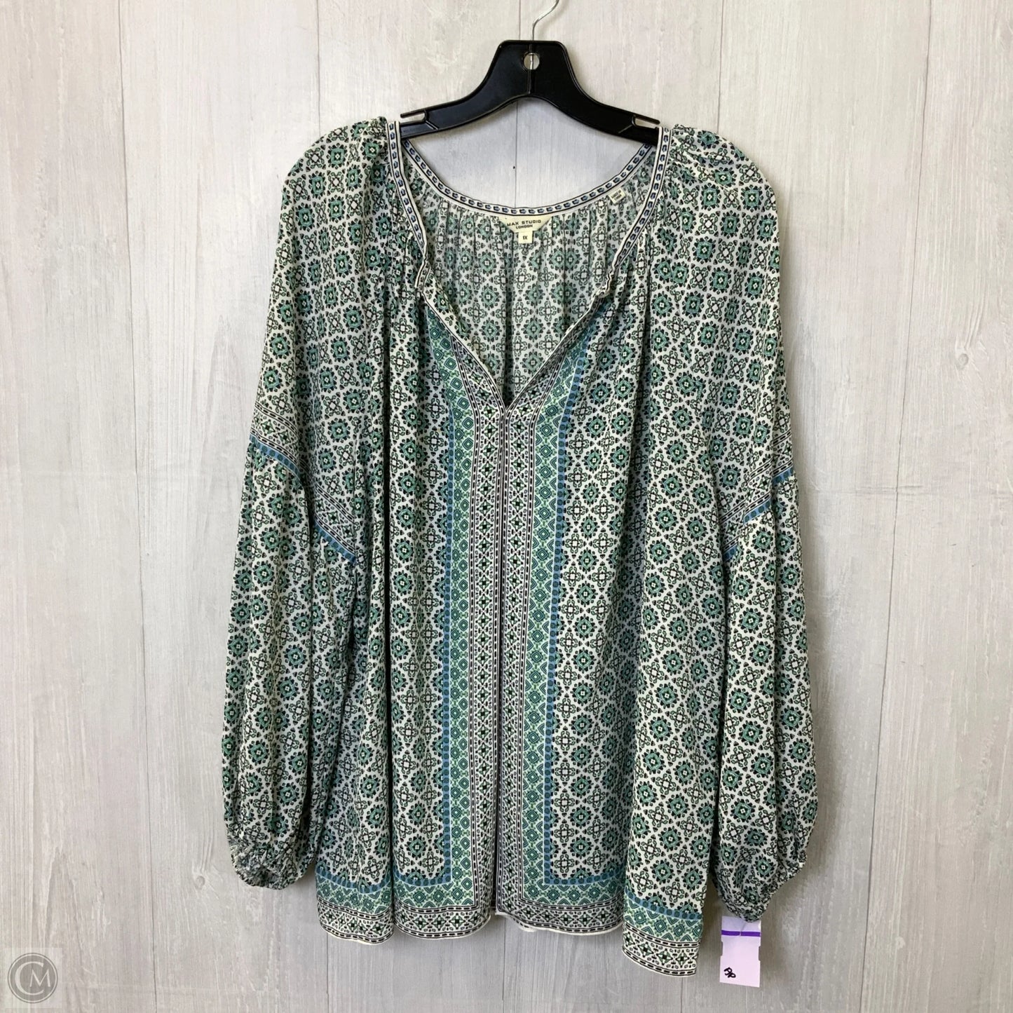 Top Long Sleeve By Max Studio In Green & White, Size: 1x