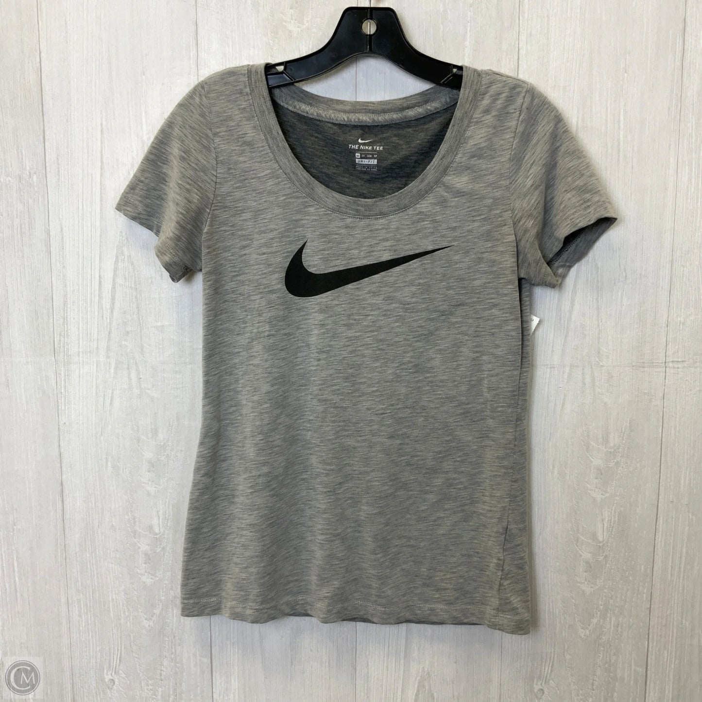 Athletic Top Short Sleeve By Nike Apparel In Grey, Size: Xs