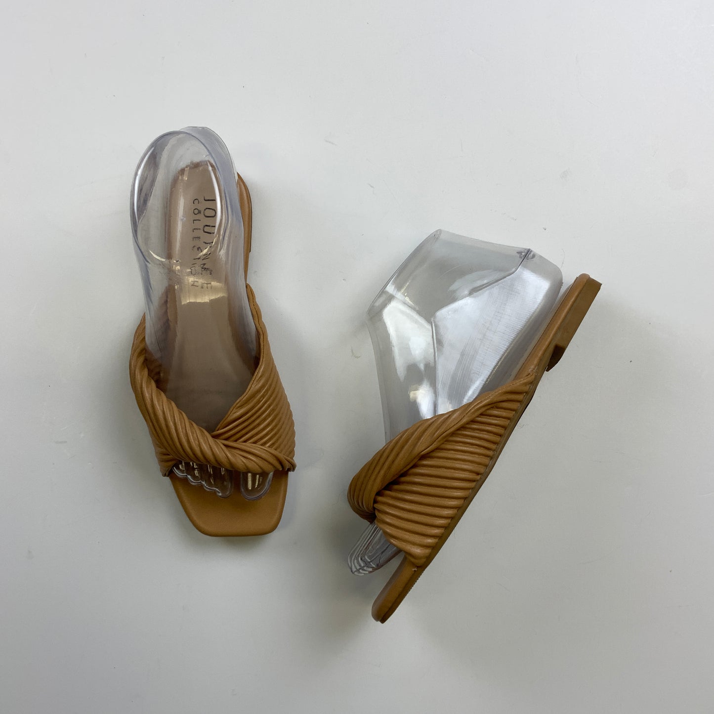 Tan Sandals Flats Journee, Size 5.5