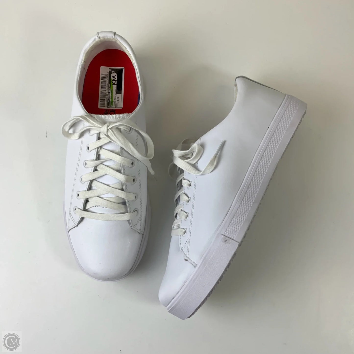 Shoes Sneakers By Clothes Mentor In White, Size: 10.5