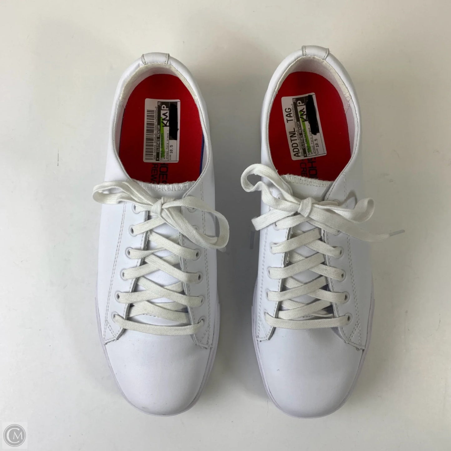 Shoes Sneakers By Clothes Mentor In White, Size: 10.5
