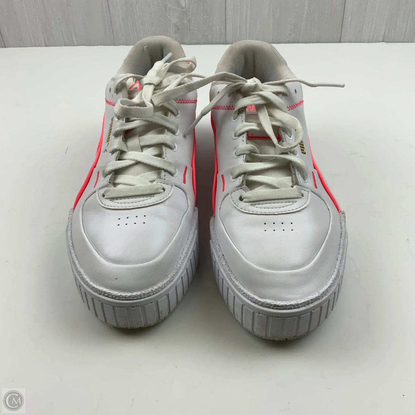 Shoes Sneakers By Puma In White, Size: 9.5