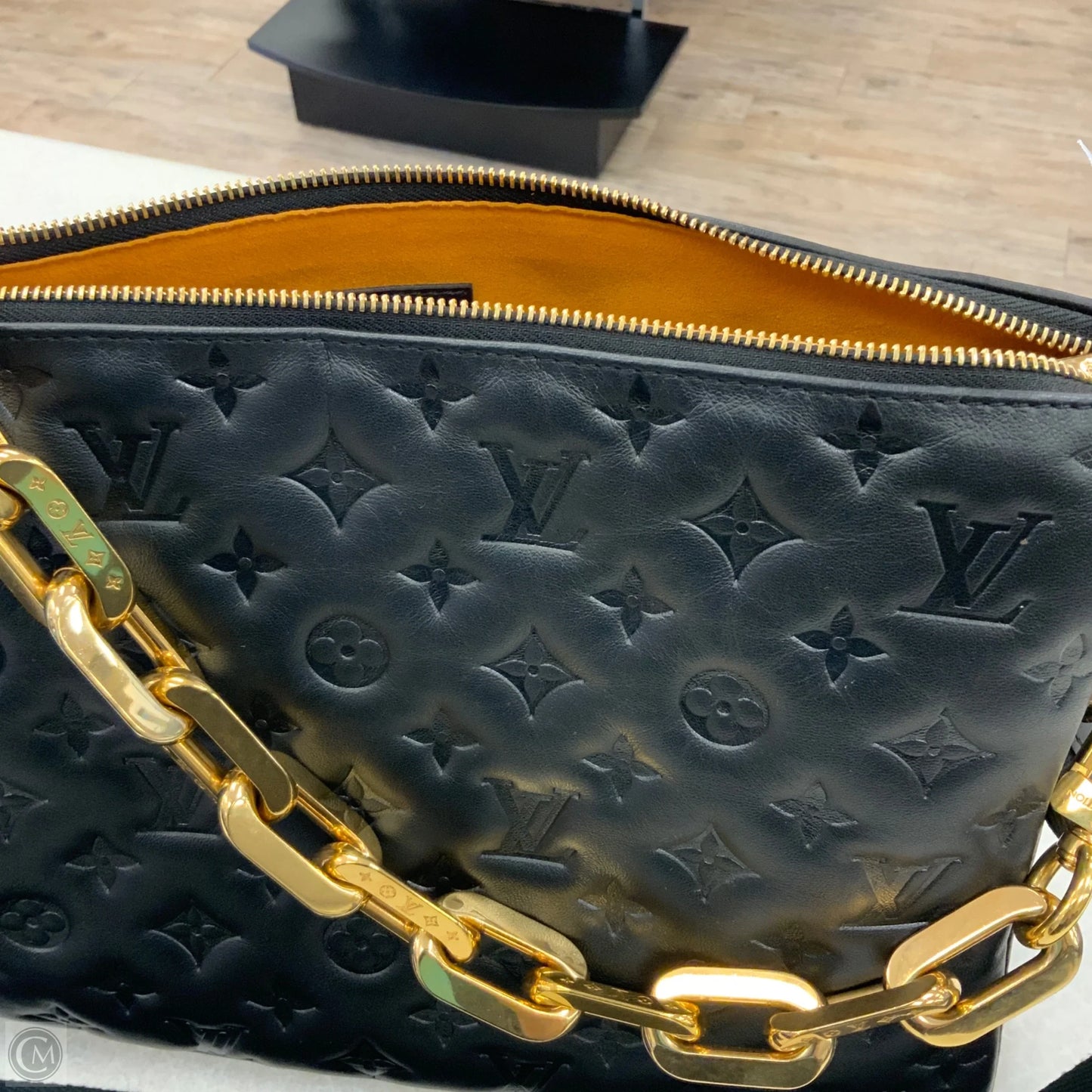 Handbag Luxury Designer By Louis Vuitton, Size: Large