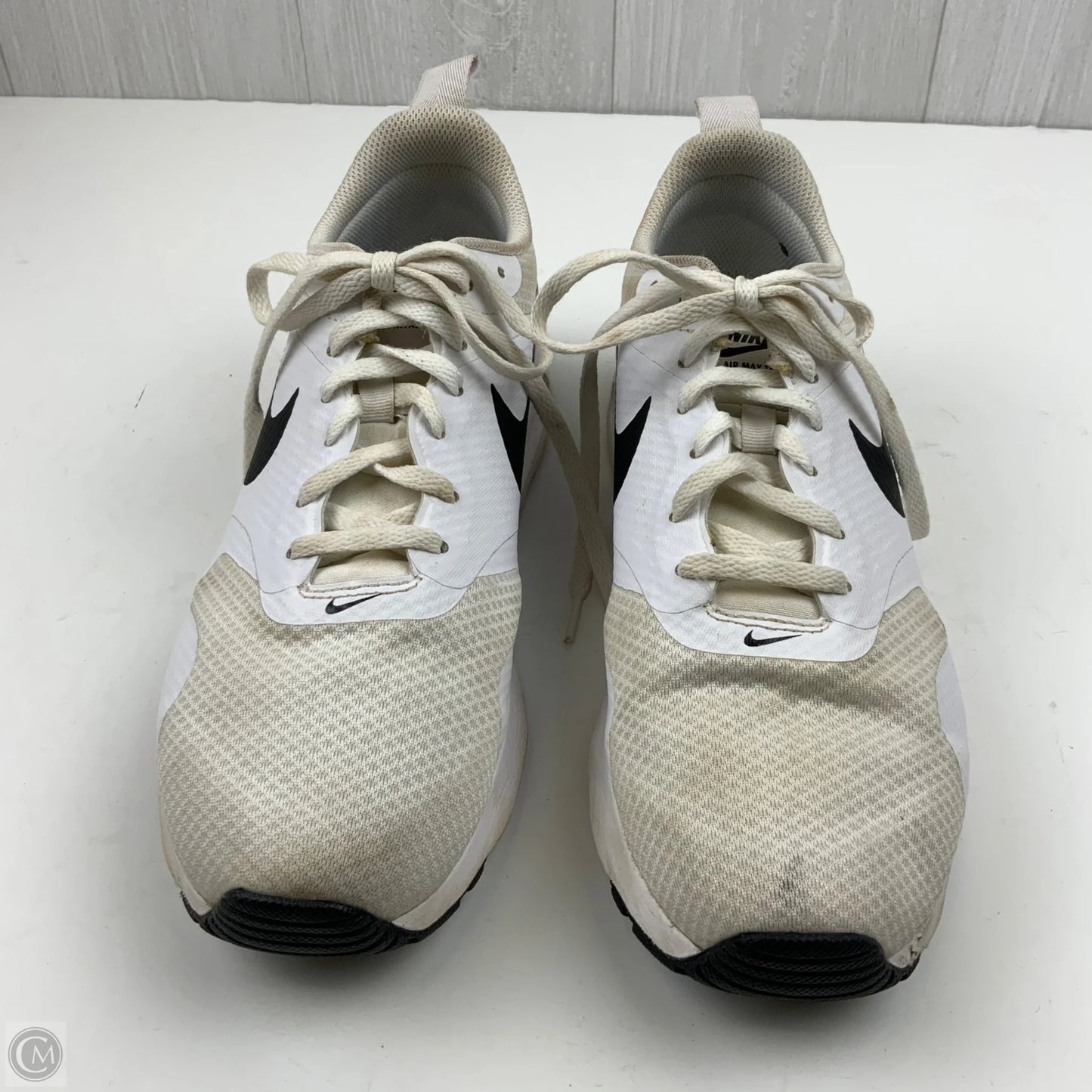 Shoes Athletic By Nike In Cream, Size: 10