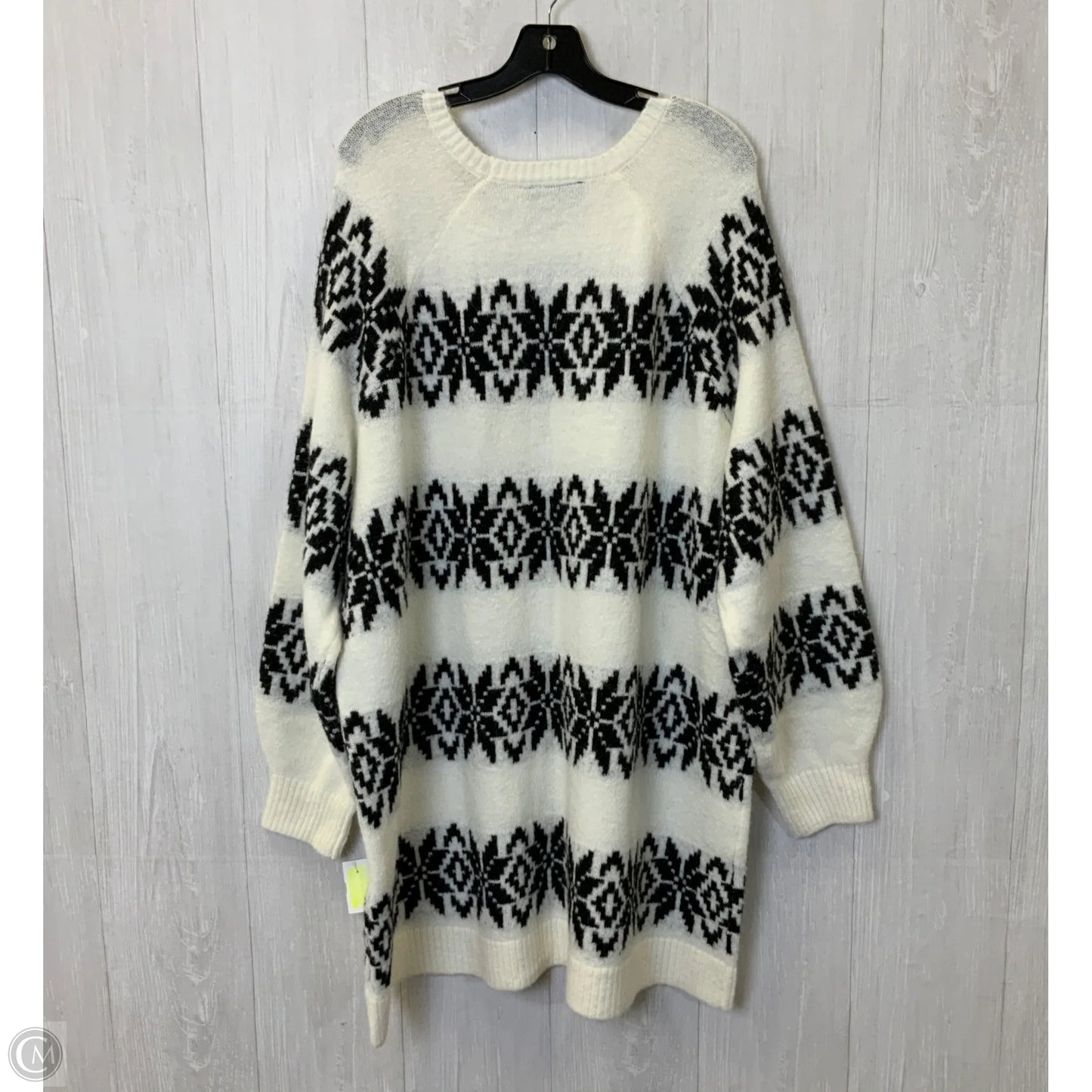 Sweater By Lane Bryant In Black & White, Size: 3x