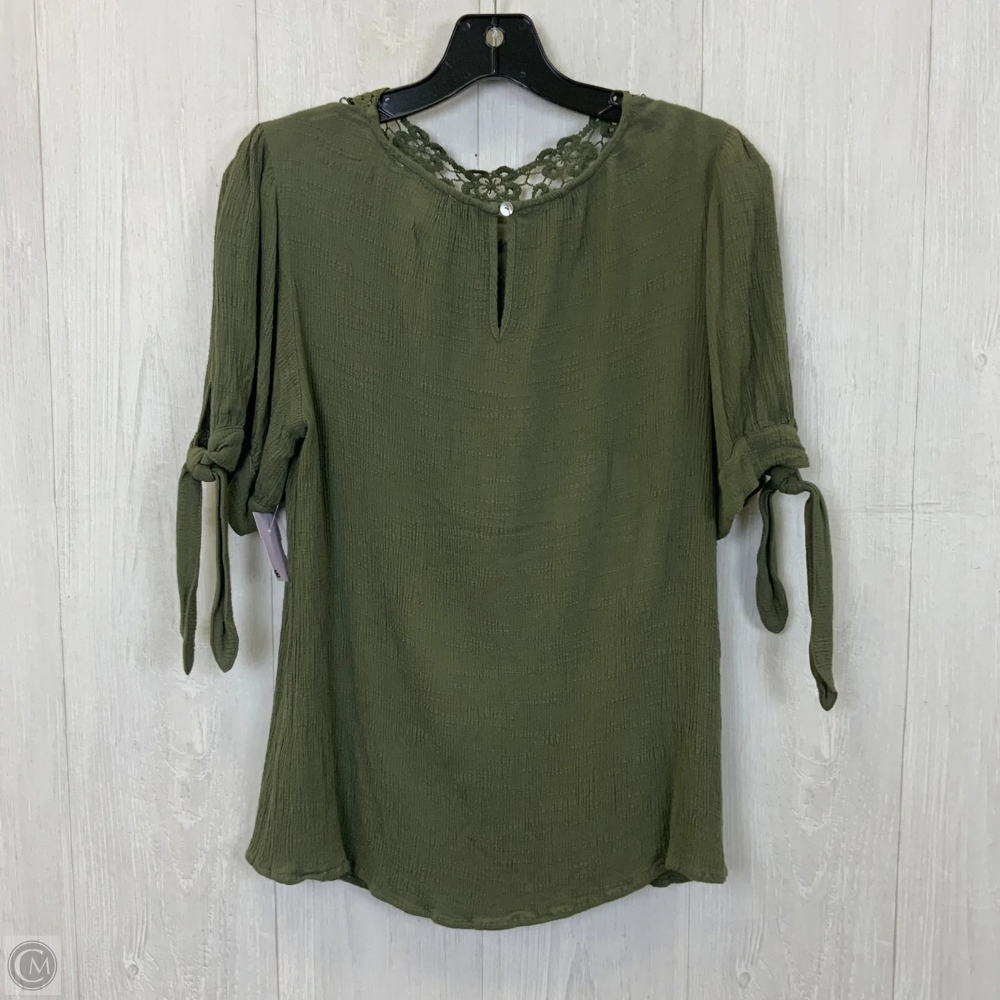 Top Short Sleeve By Entro In Green, Size: S