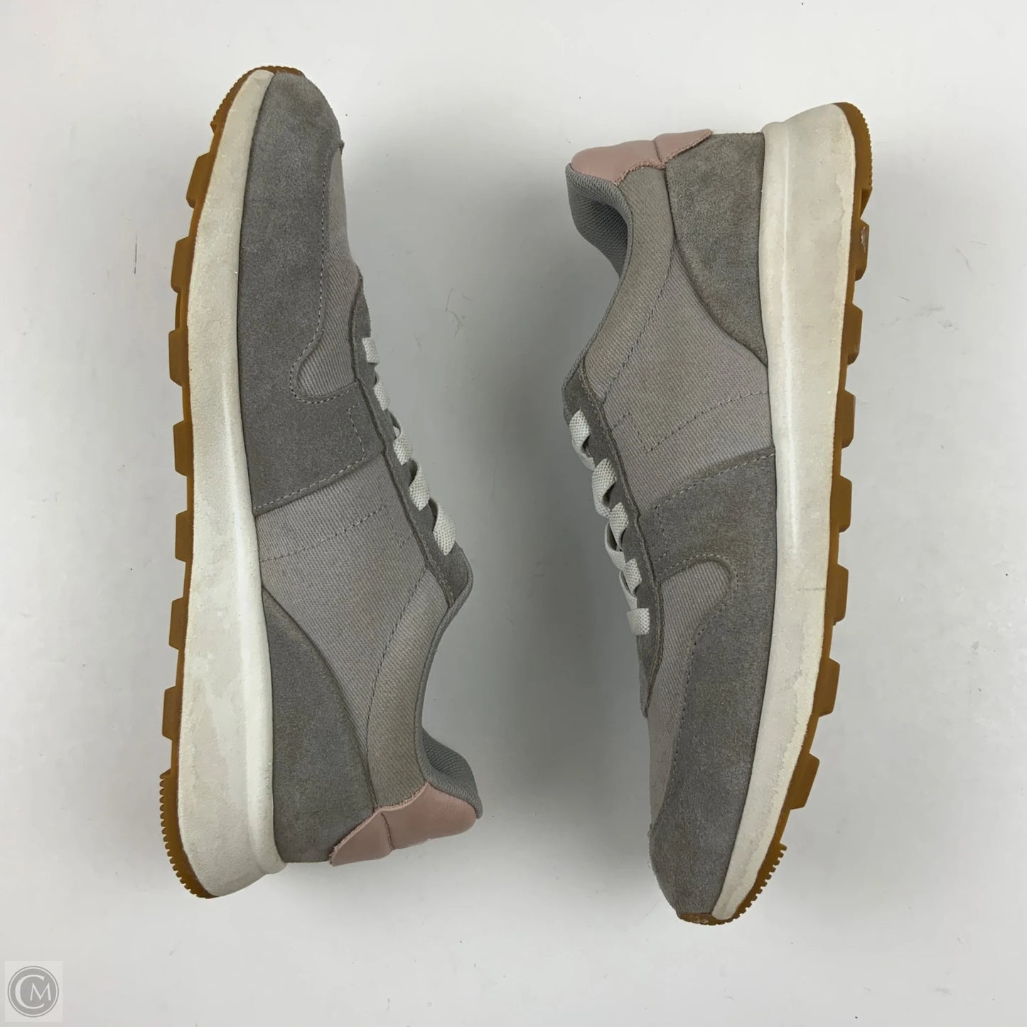 Shoes Sneakers By Toms In Grey & Pink, Size: 8
