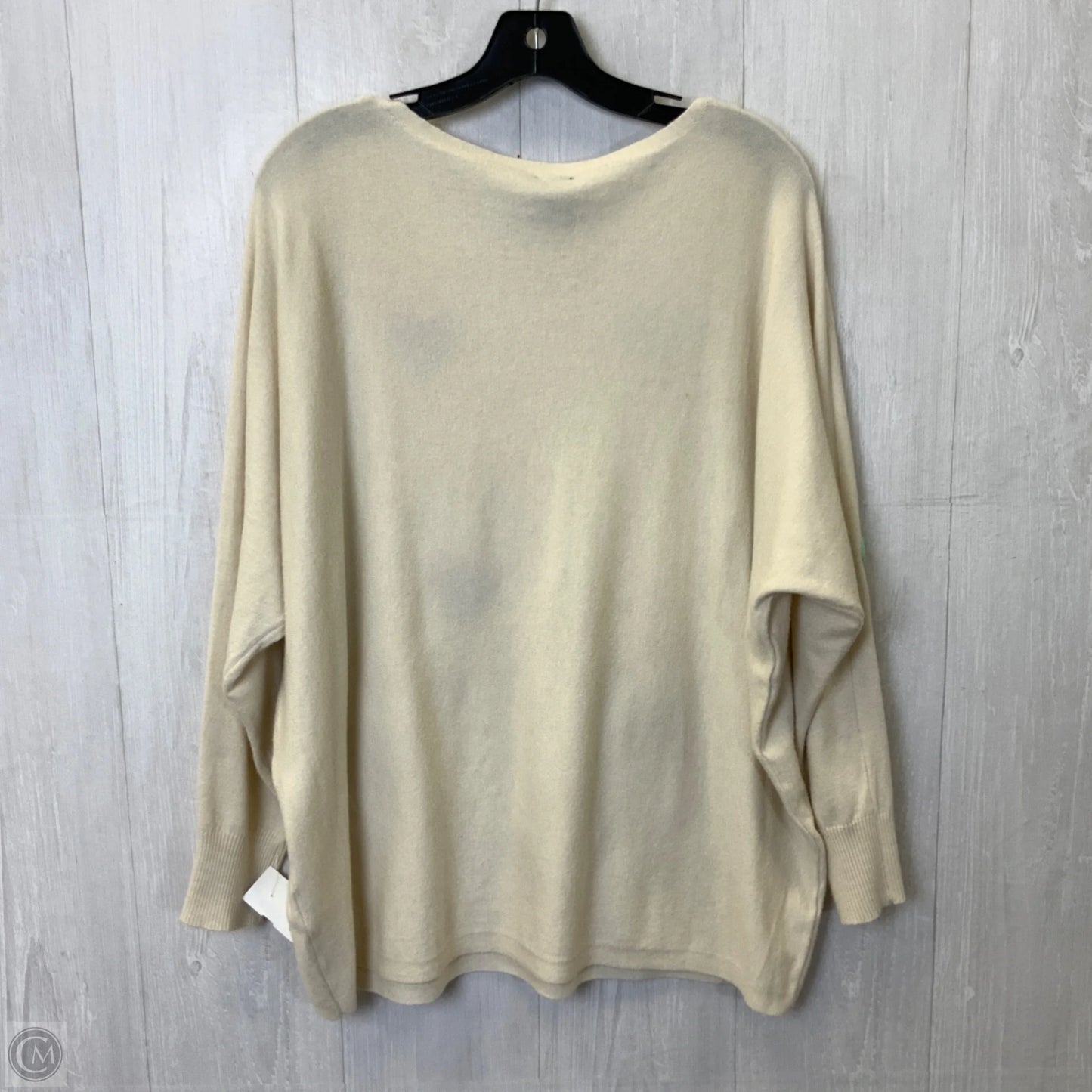 Sweater By Clothes Mentor In Cream, Size: 1x