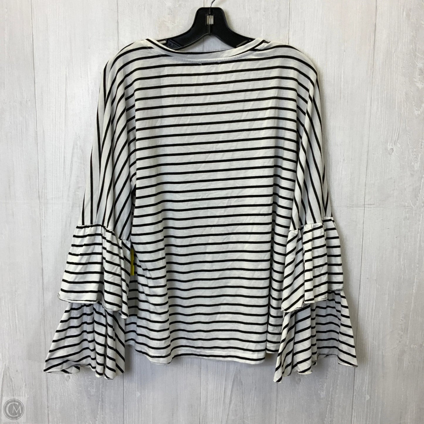 Top Long Sleeve By Umgee In Striped Pattern, Size: L