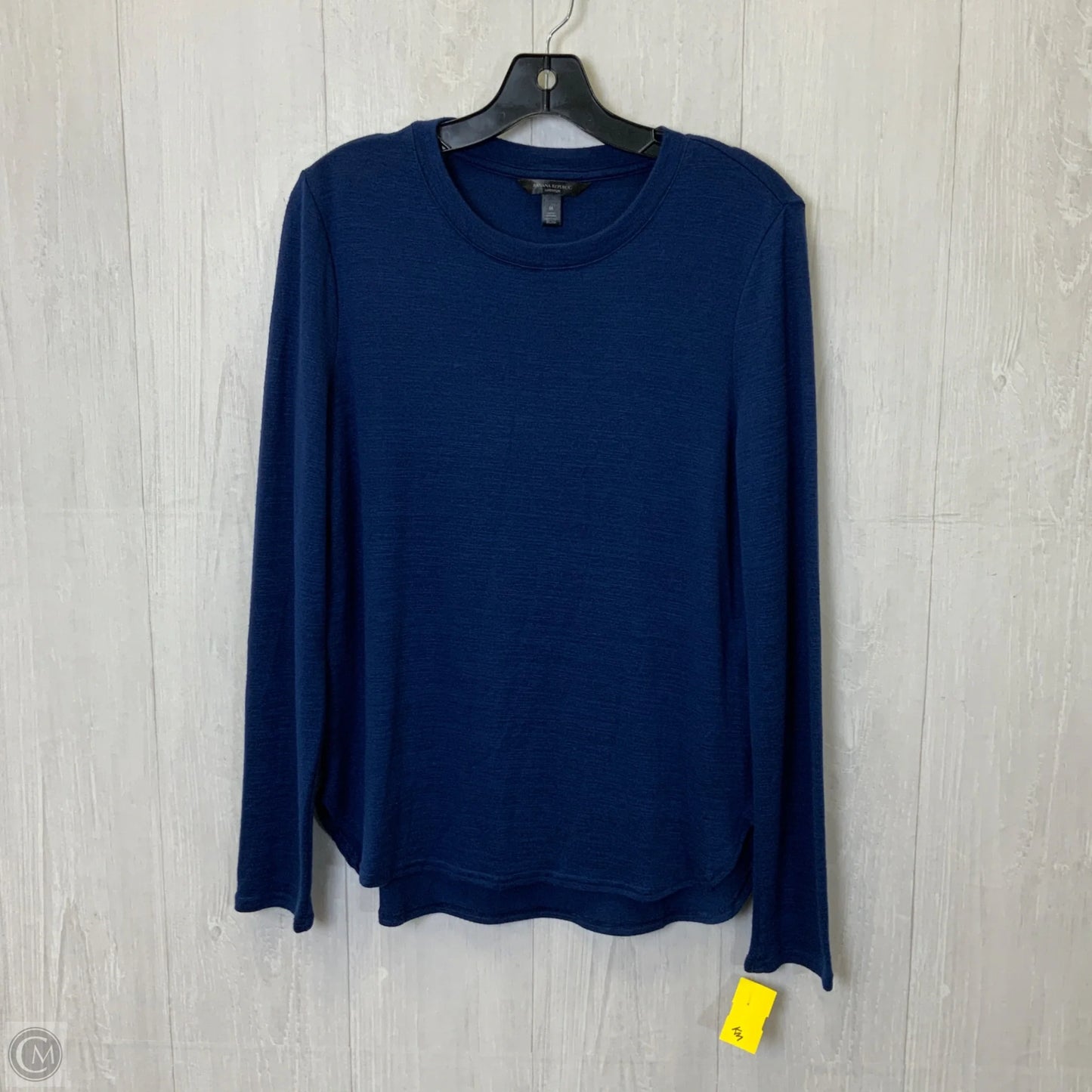 Top Long Sleeve Basic By Banana Republic In Blue, Size: M