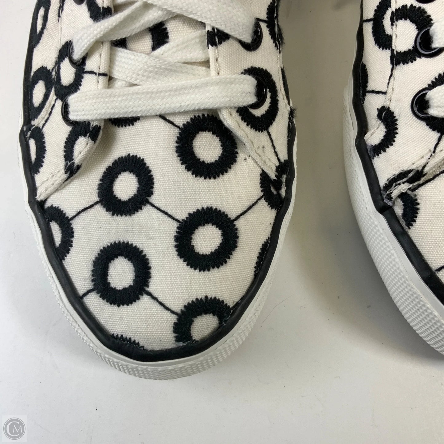 Shoes Sneakers By Keds In Black & White, Size: 10