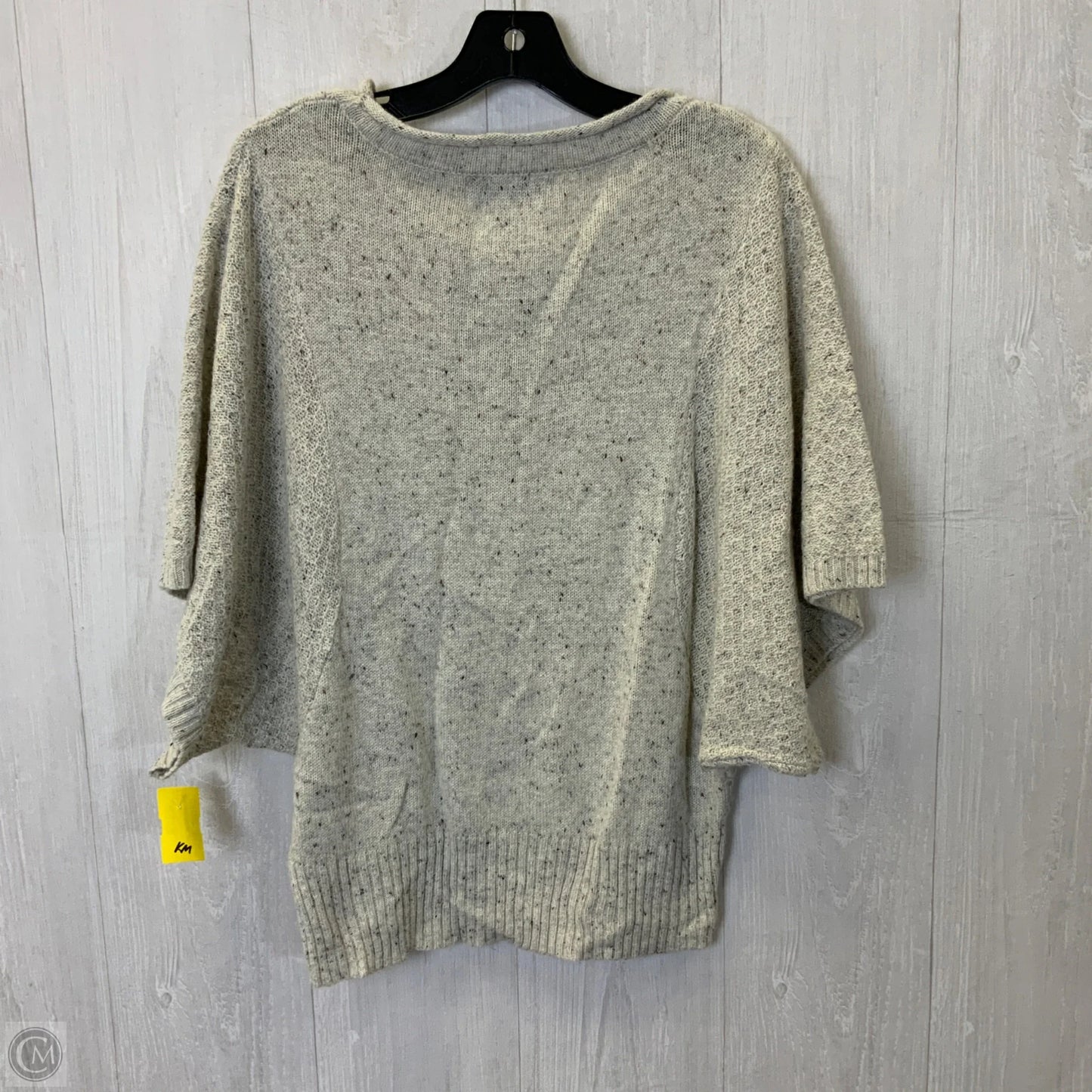 Sweater Short Sleeve By Carolyn Taylor In Grey, Size: L