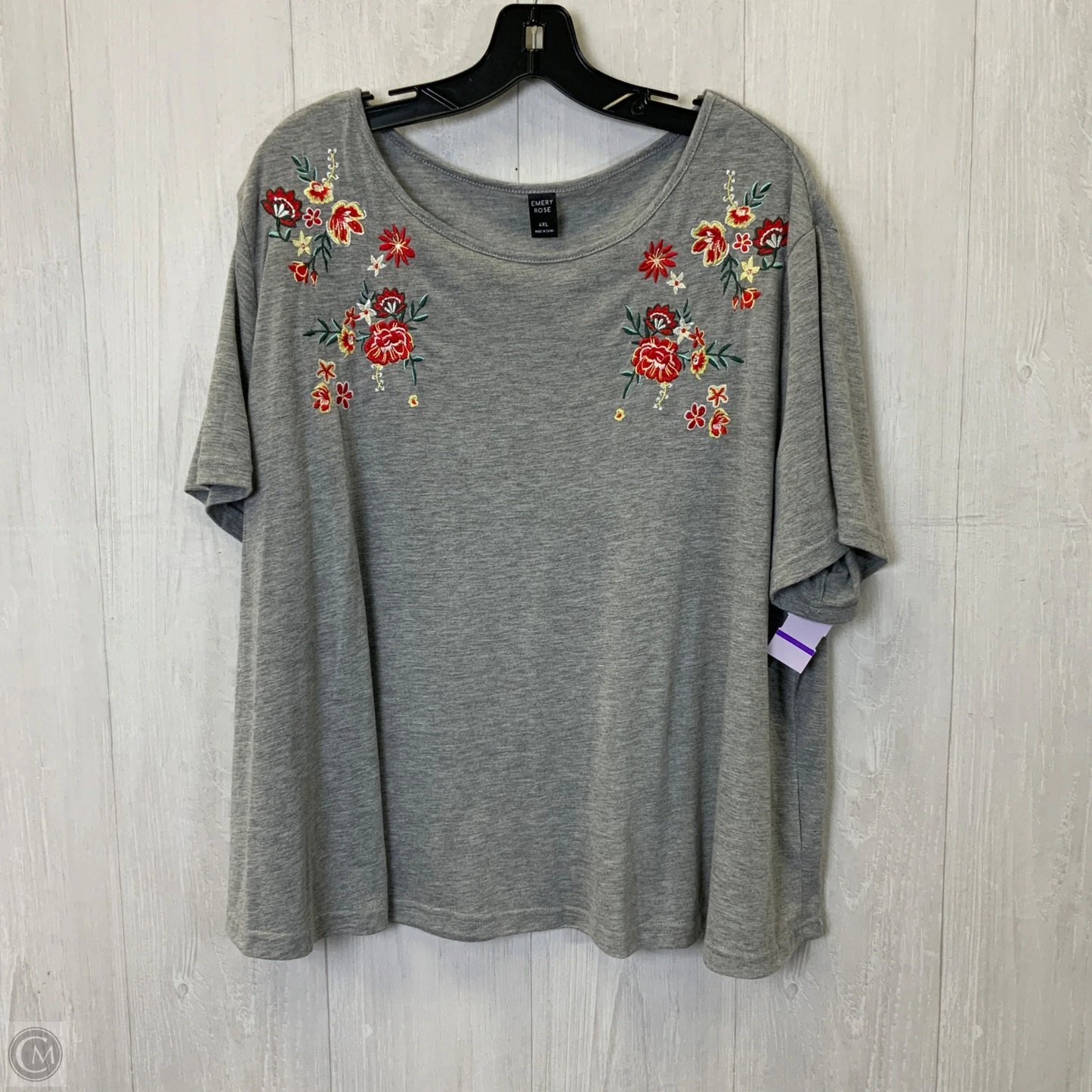 Top Short Sleeve By Clothes Mentor In Grey, Size: 3x