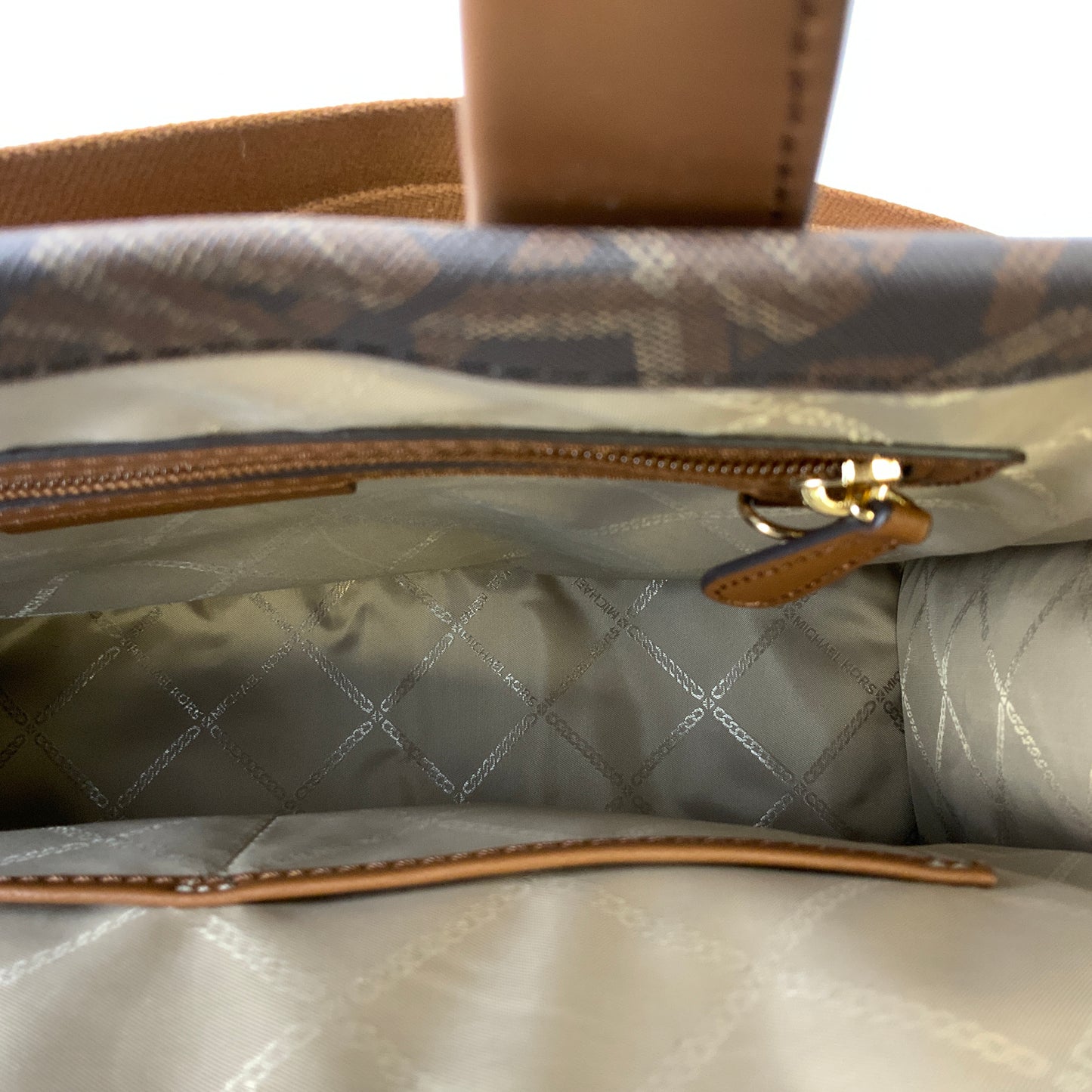 Tote Designer By Michael Kors, Size: Large