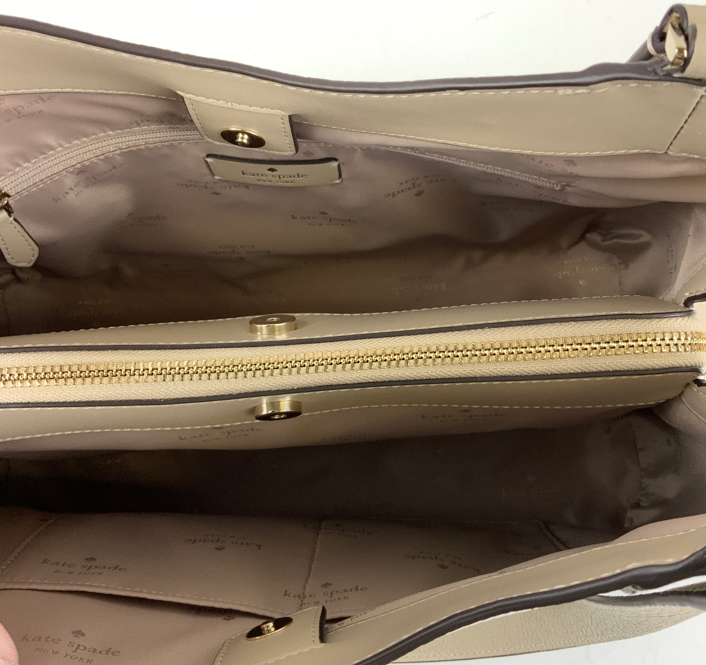 Handbag Designer By Kate Spade In Cream & Tan, Size:Large