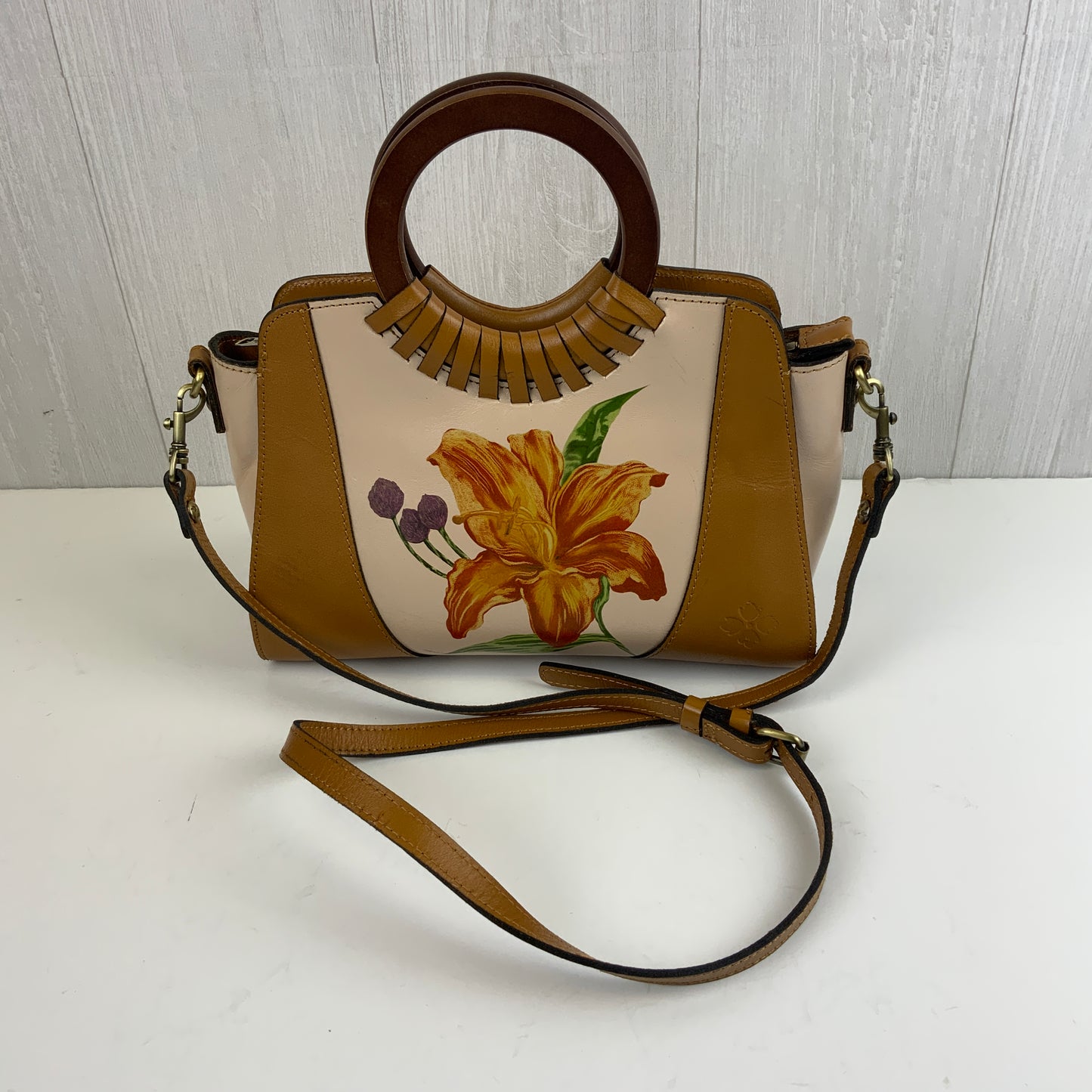 Handbag Designer By Patricia Nash In Brown & Cream, Size:Medium