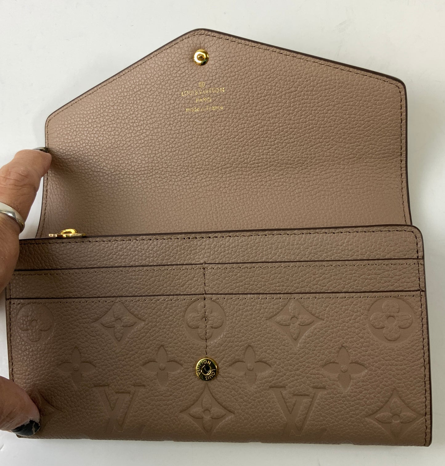 Wallet Luxury Designer By Louis Vuitton, Size: Large