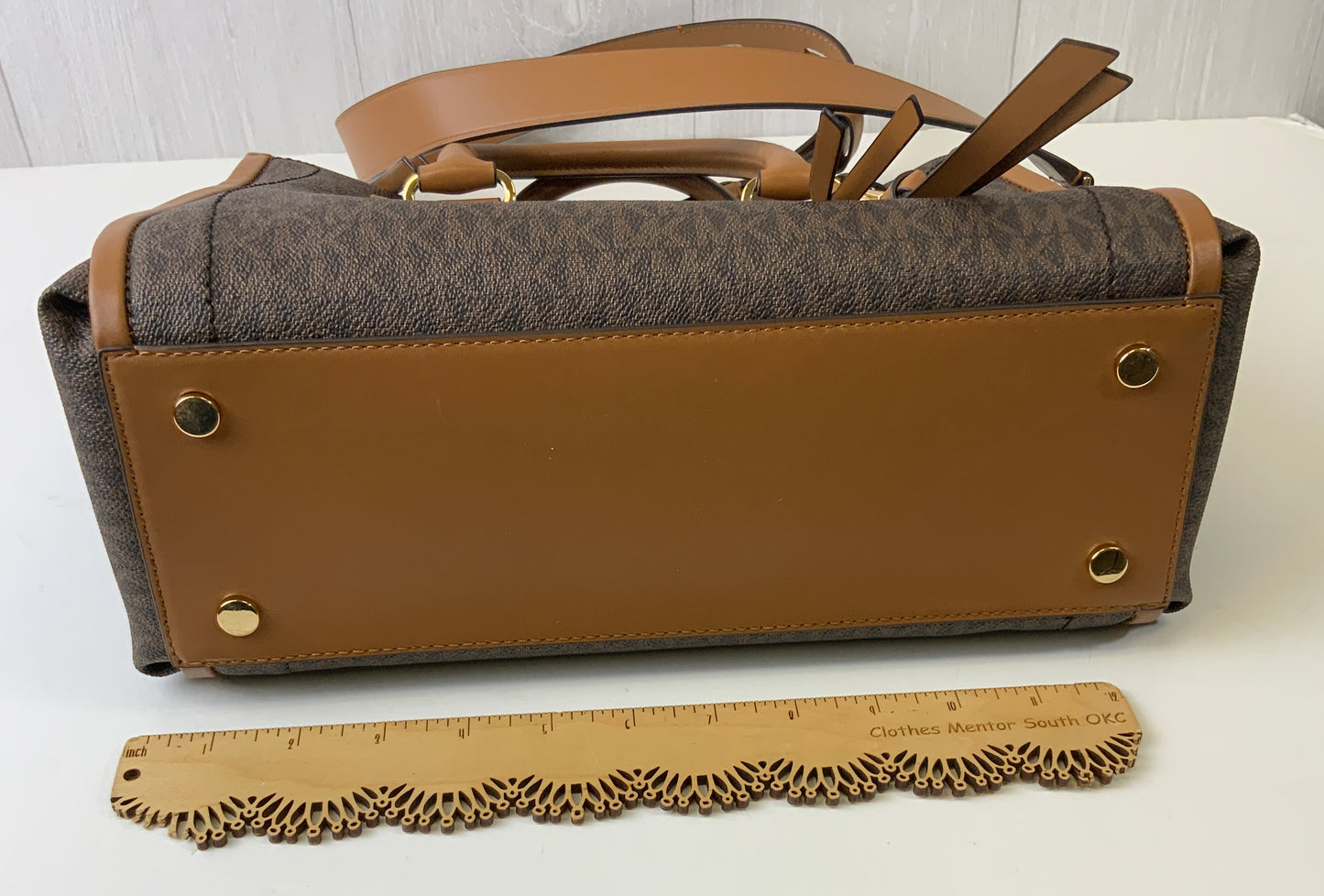 Handbag Designer By Michael Kors In Brown, Size:Large