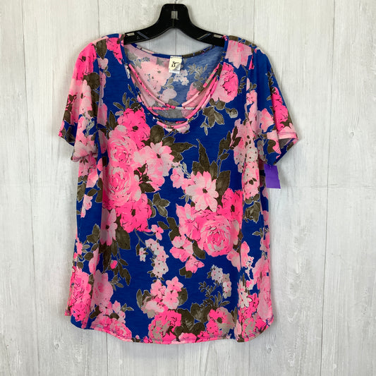 Top Short Sleeve By Sew In Love  Size: L