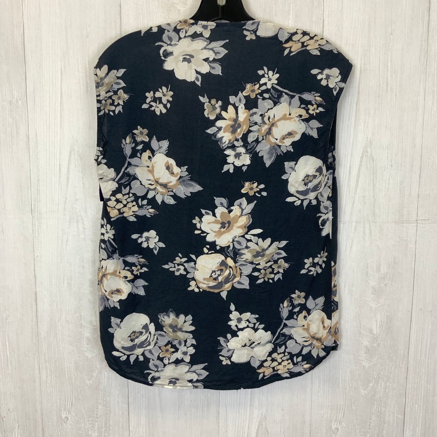 Top Sleeveless By Old Navy  Size: M