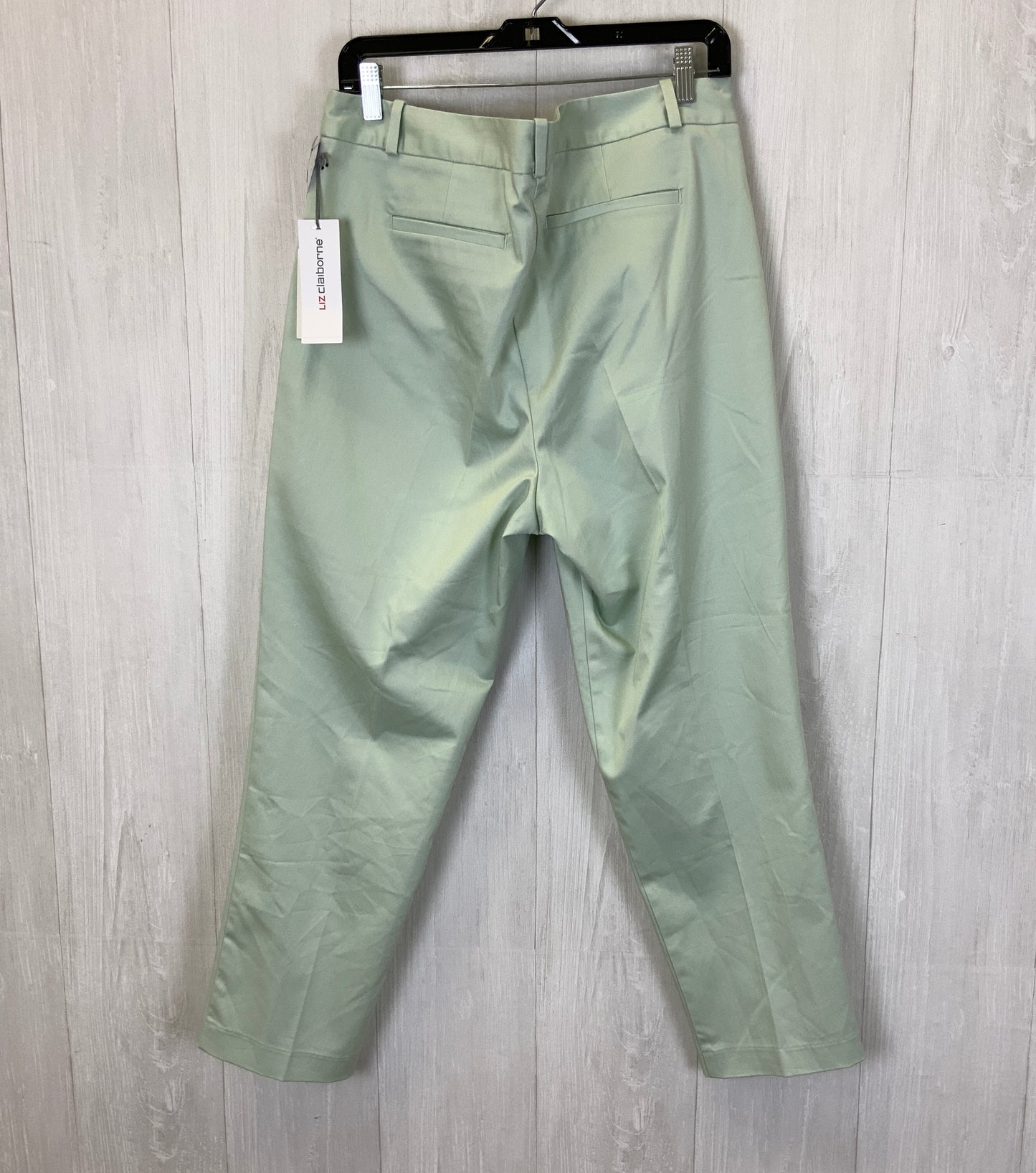 Pants Cropped By Liz Claiborne In Green, Size: 16