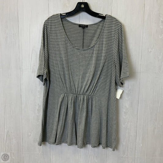 Top Short Sleeve Basic By Lane Bryant In Grey, Size: 2x