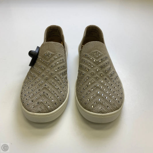 Shoes Sneakers By White Mountain In Gold, Size: 9