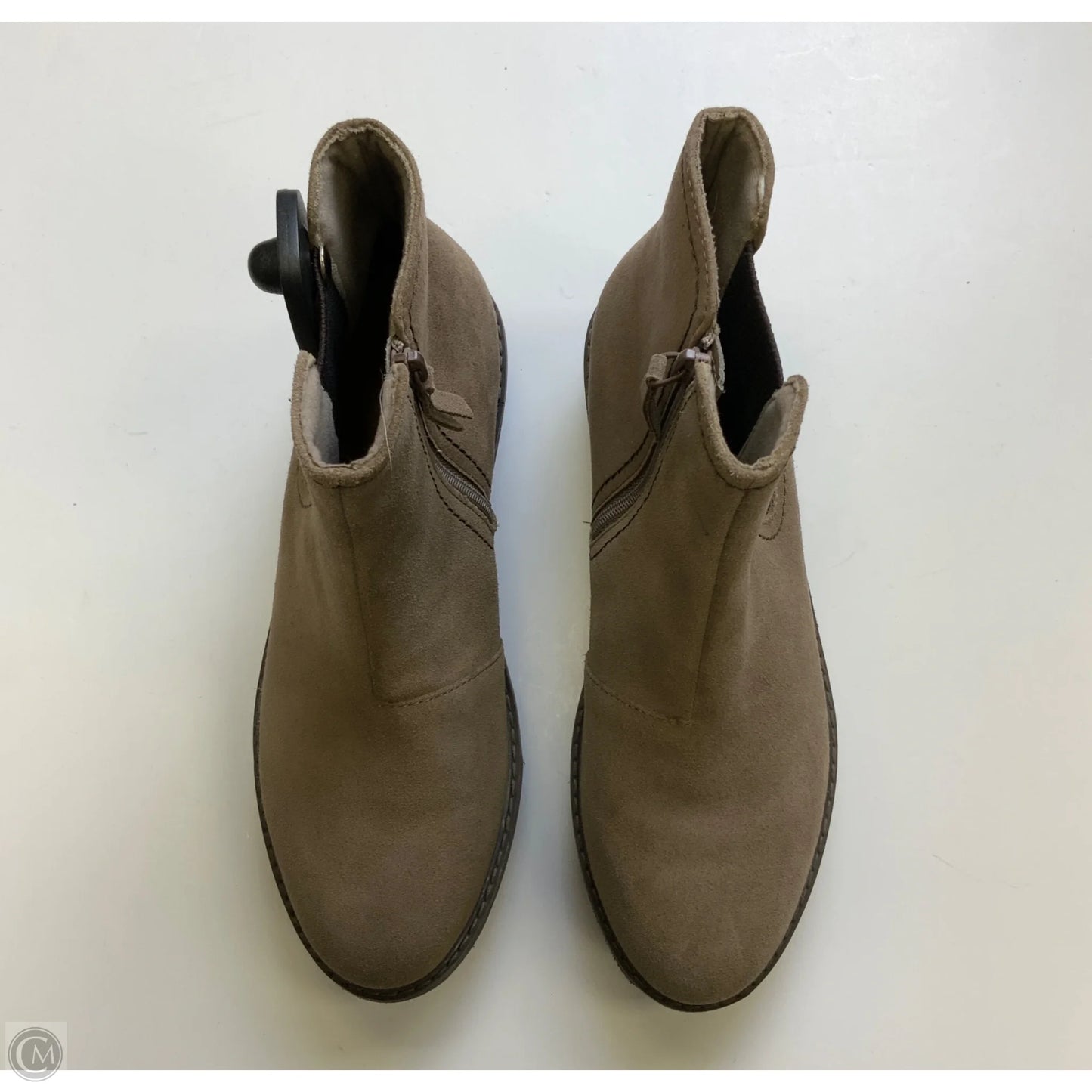 Boots Ankle Flats By Clarks In Taupe, Size: 9.5
