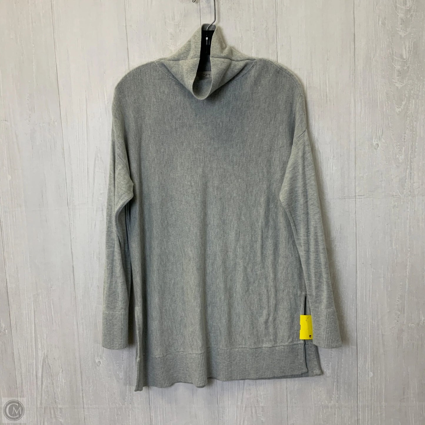 Sweater By Loft In Grey, Size: M