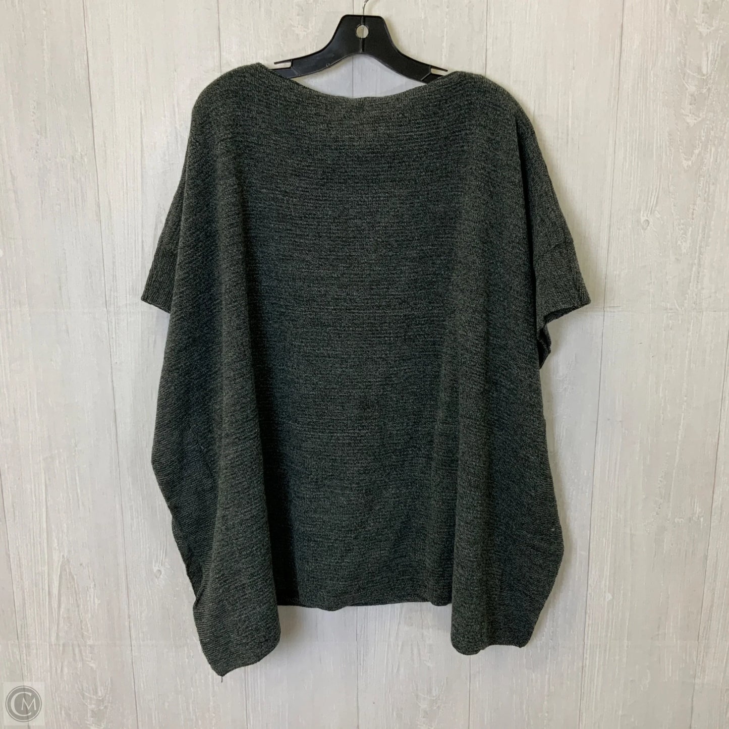 Shawl By New York And Co In Grey, Size: L