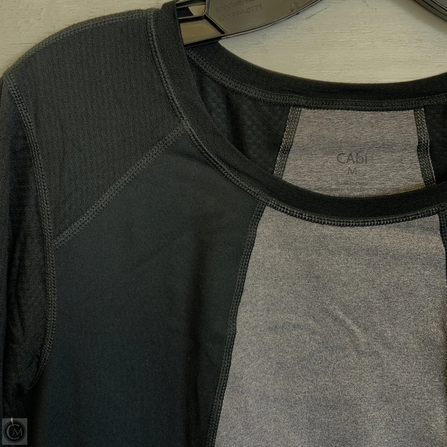 Athletic Top Long Sleeve Crewneck By Cabi In Black & Grey, Size: M