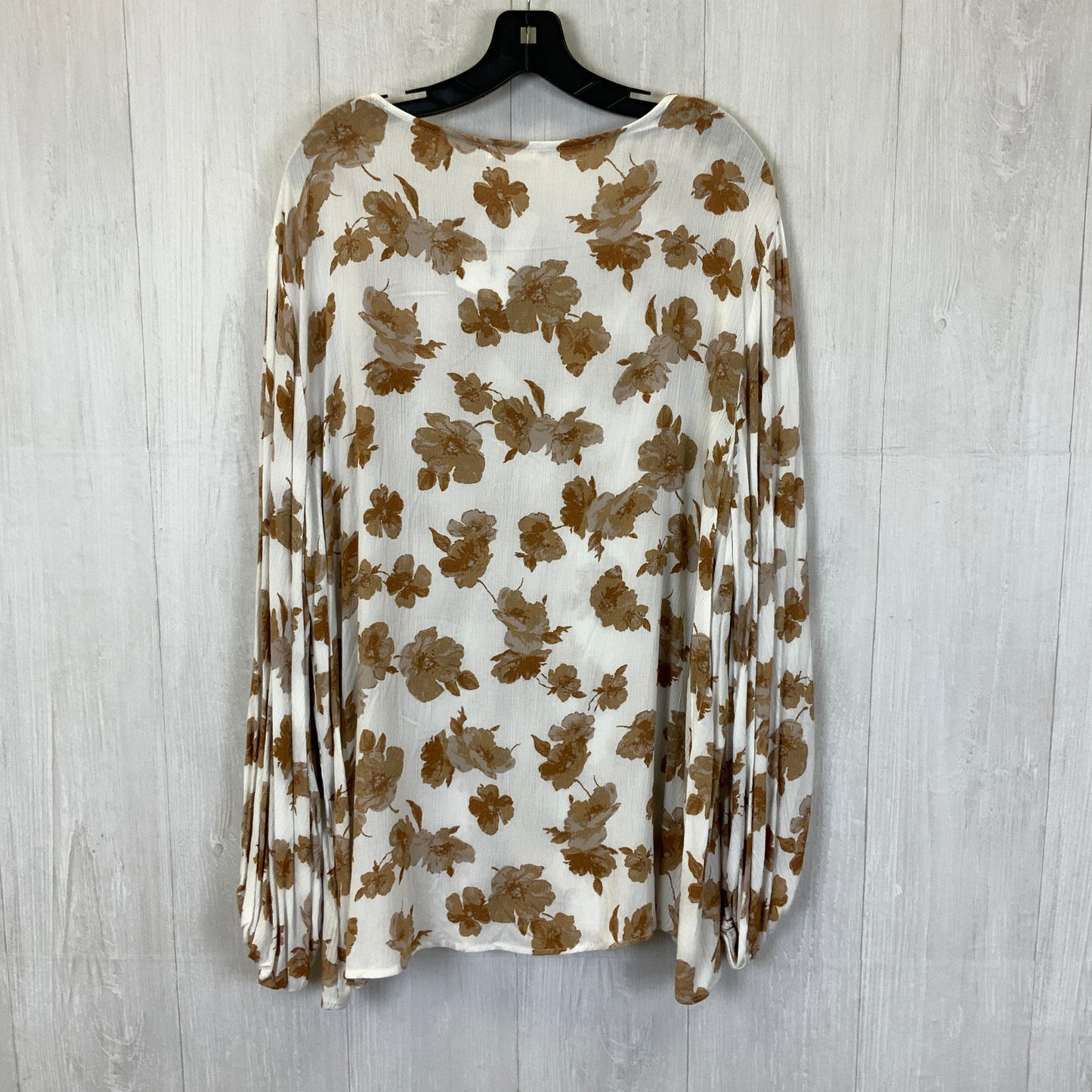 Top Long Sleeve By Oddi In Tan & White, Size: 2x