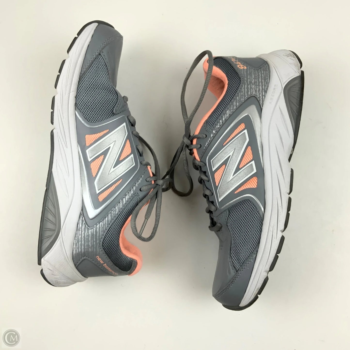 Shoes Athletic By New Balance In Grey & Pink, Size: 8.5