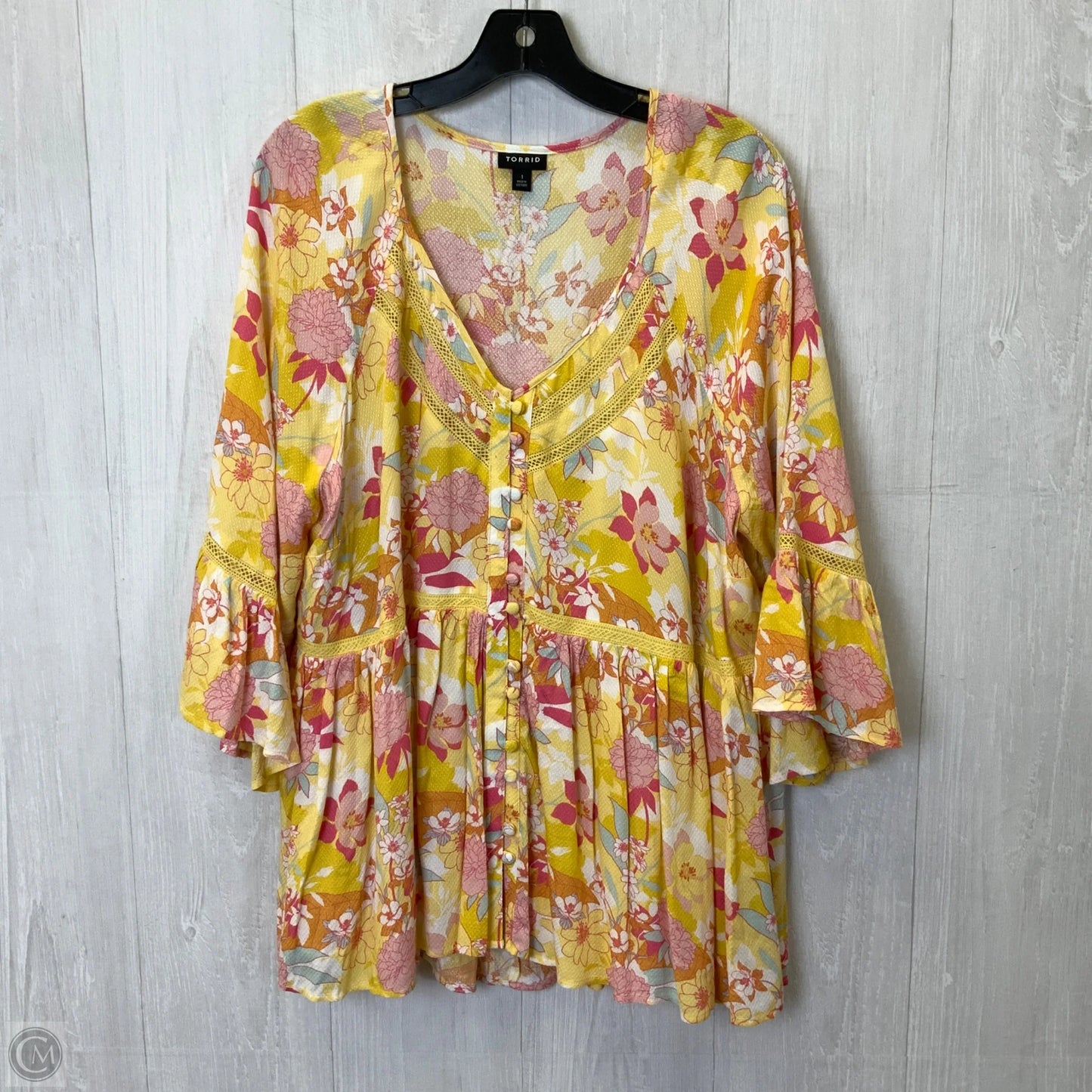 Top Long Sleeve By Torrid In Yellow, Size: 1x