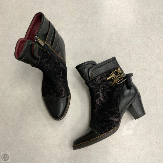 Boots Leather By Clothes Mentor In Black & Brown, Size: 10.5