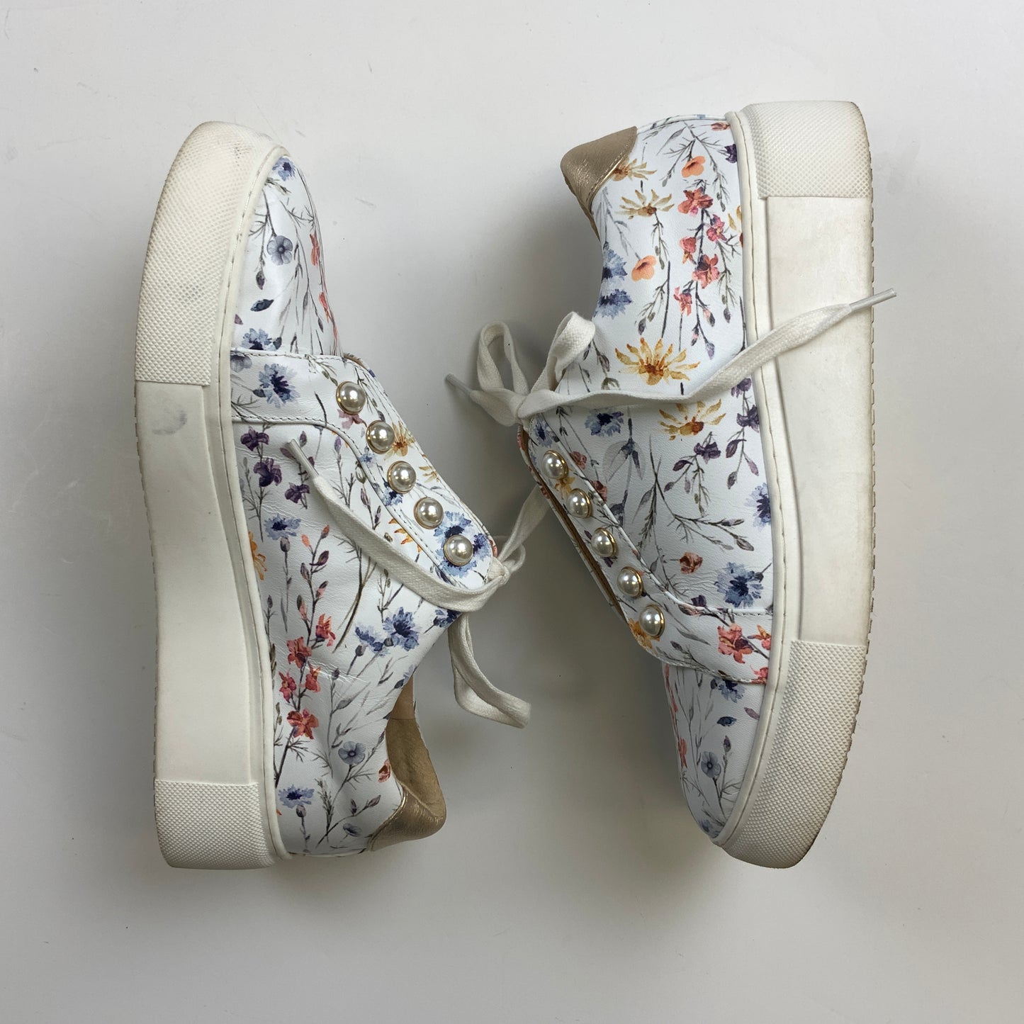 Shoes Sneakers By Alex Marie In White, Size: 8.5