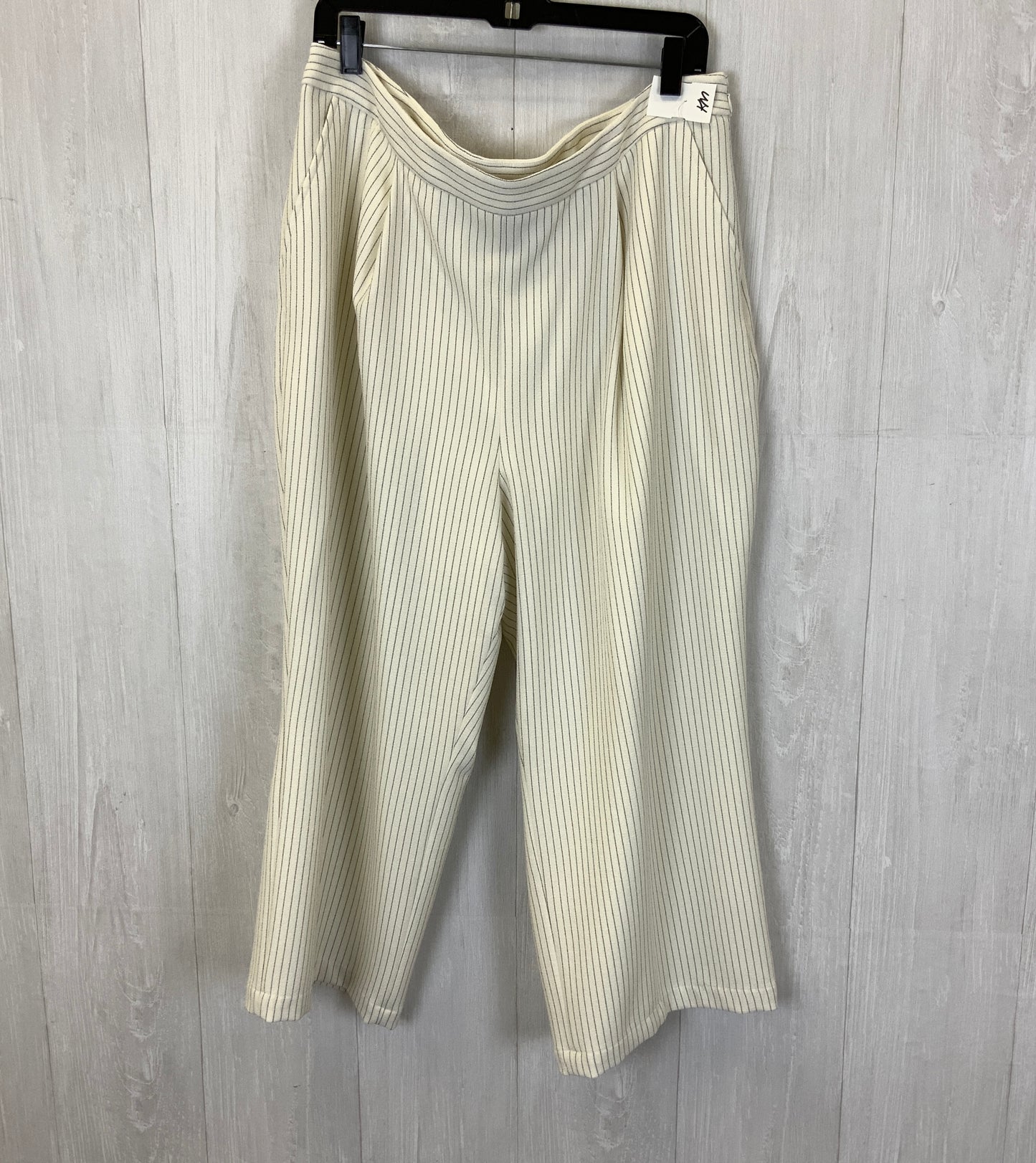 Pants Cropped By Alex Marie In White, Size: 18