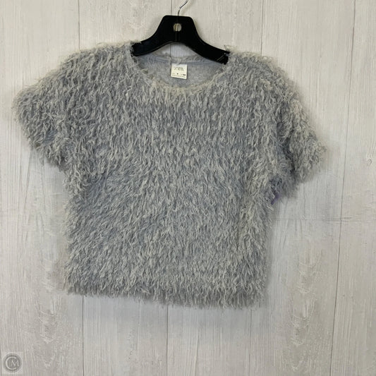 Top Short Sleeve By Zara In Grey, Size: L