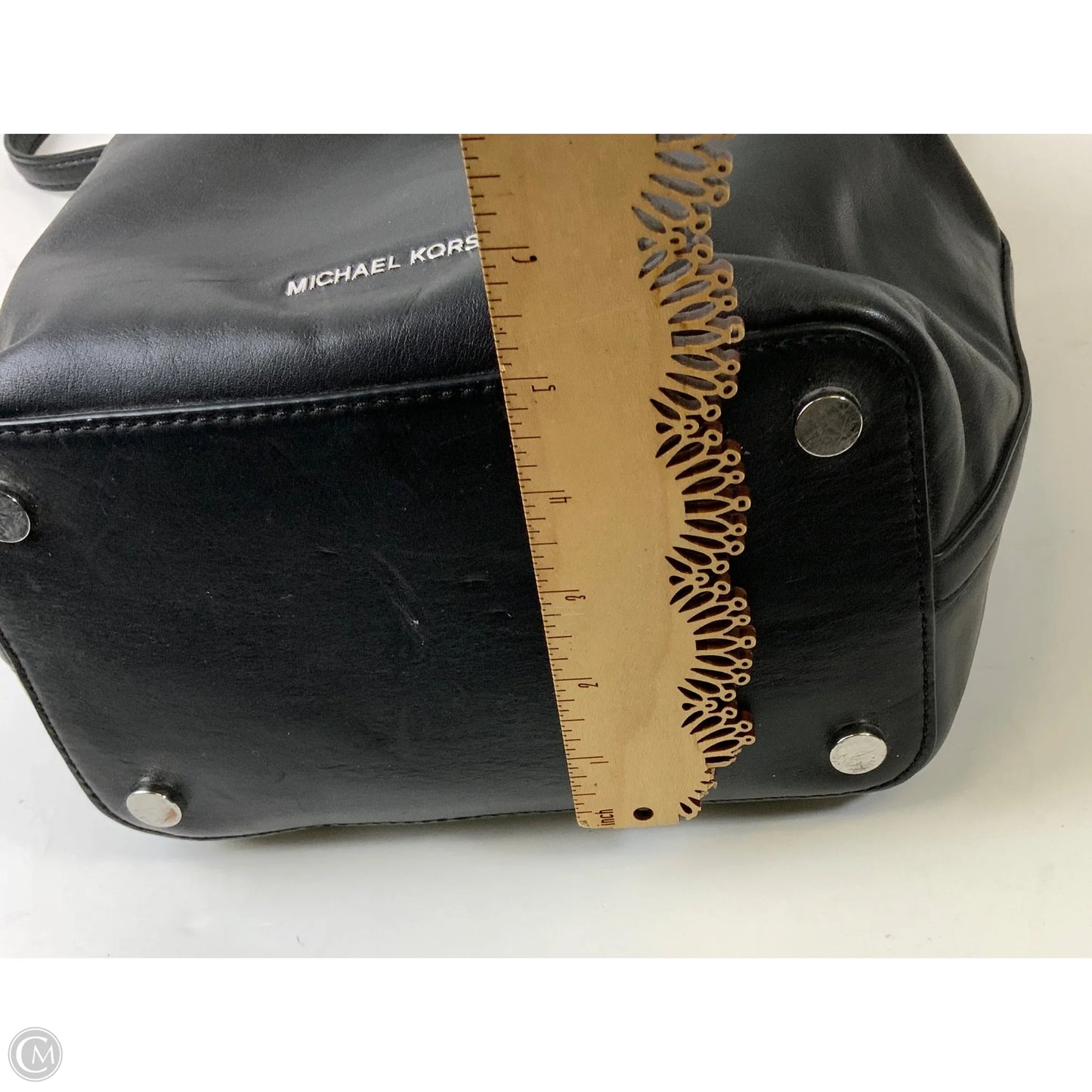 Crossbody Leather By Michael By Michael Kors, Size: Medium