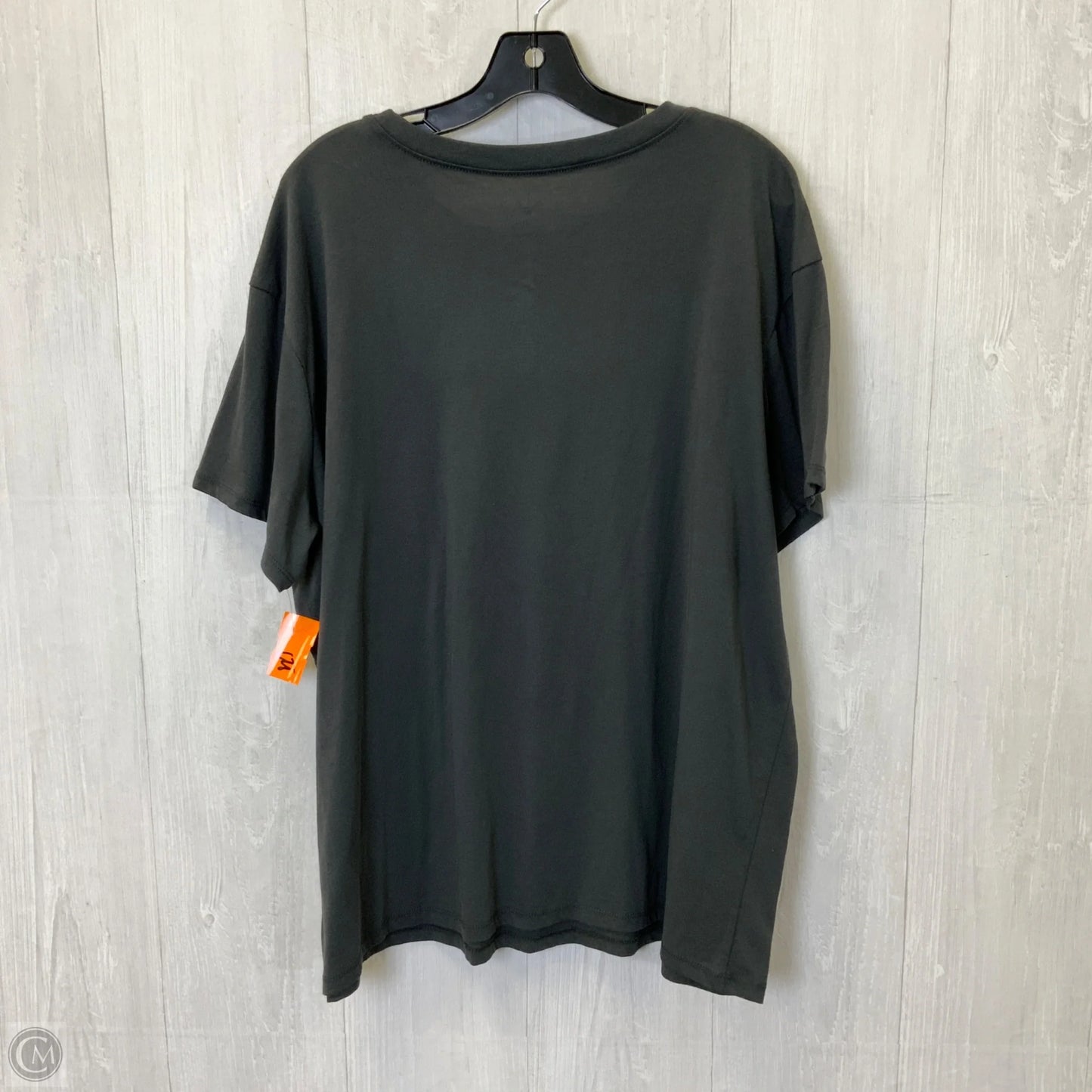 Top Short Sleeve Basic By Clothes Mentor In Grey, Size: 1x