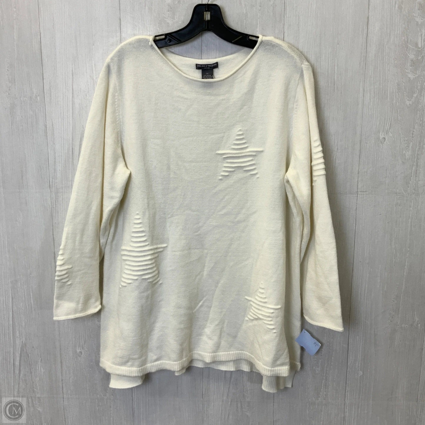 Sweater By Chelsea And Theodore In White, Size: 1x